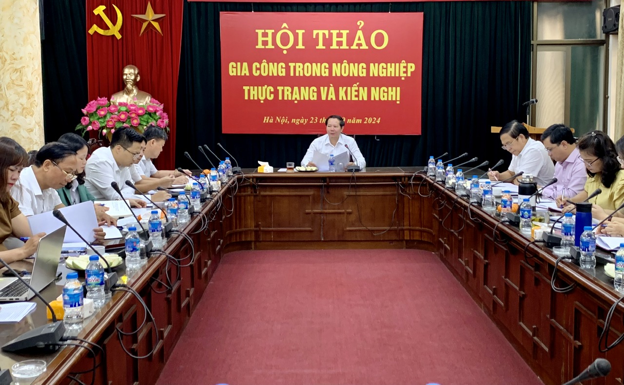 Trường Cán bộ Hội Nông dân Việt Nam tổ chức Hội thảo gia công trong nông nghiệp, thực trạng và kiến nghị - Ảnh 1.