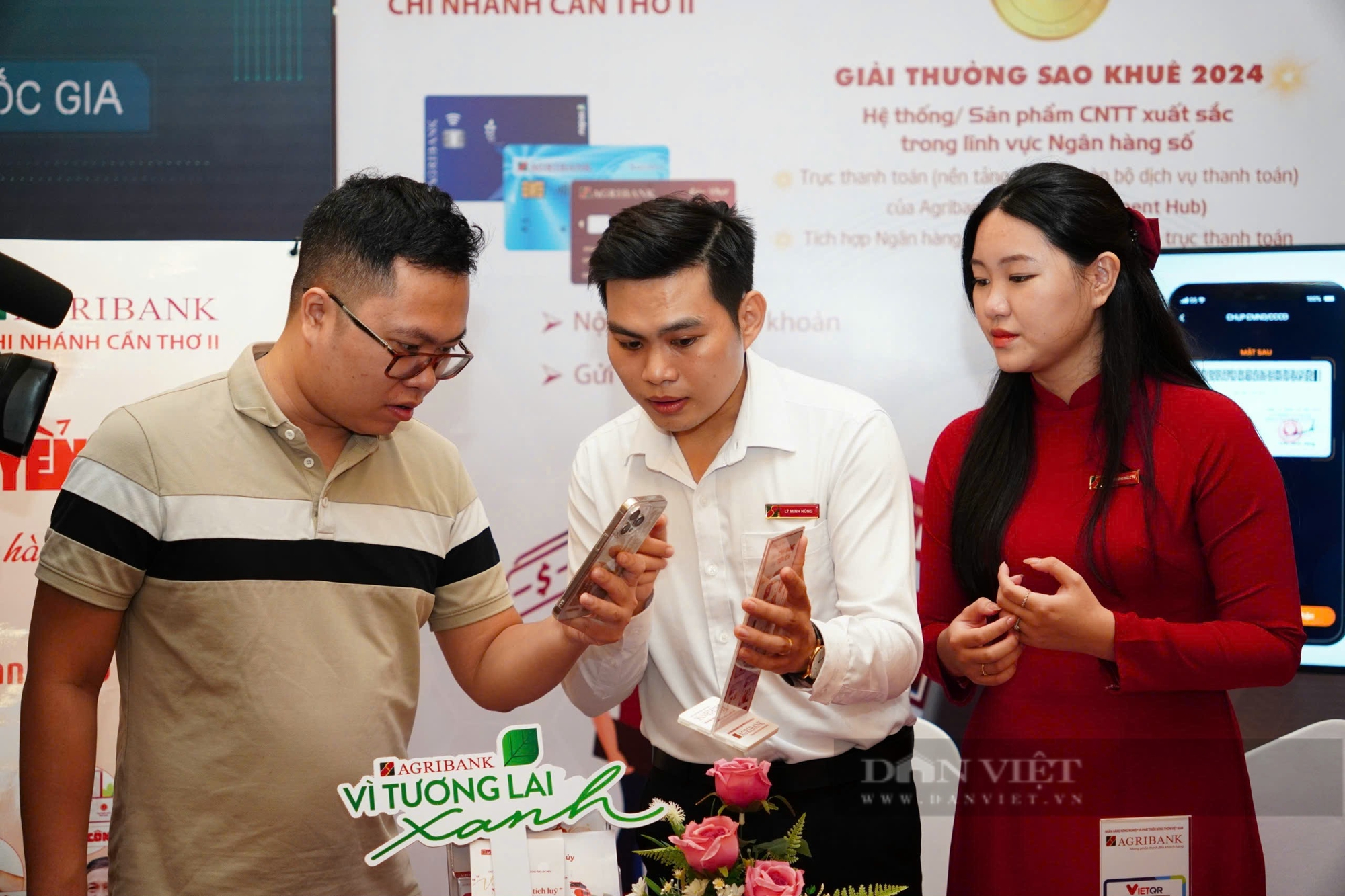 Agribank tiên phong chuyển đổi số, đưa trải nghiệm ngân hàng số đến vùng sâu, vùng xa