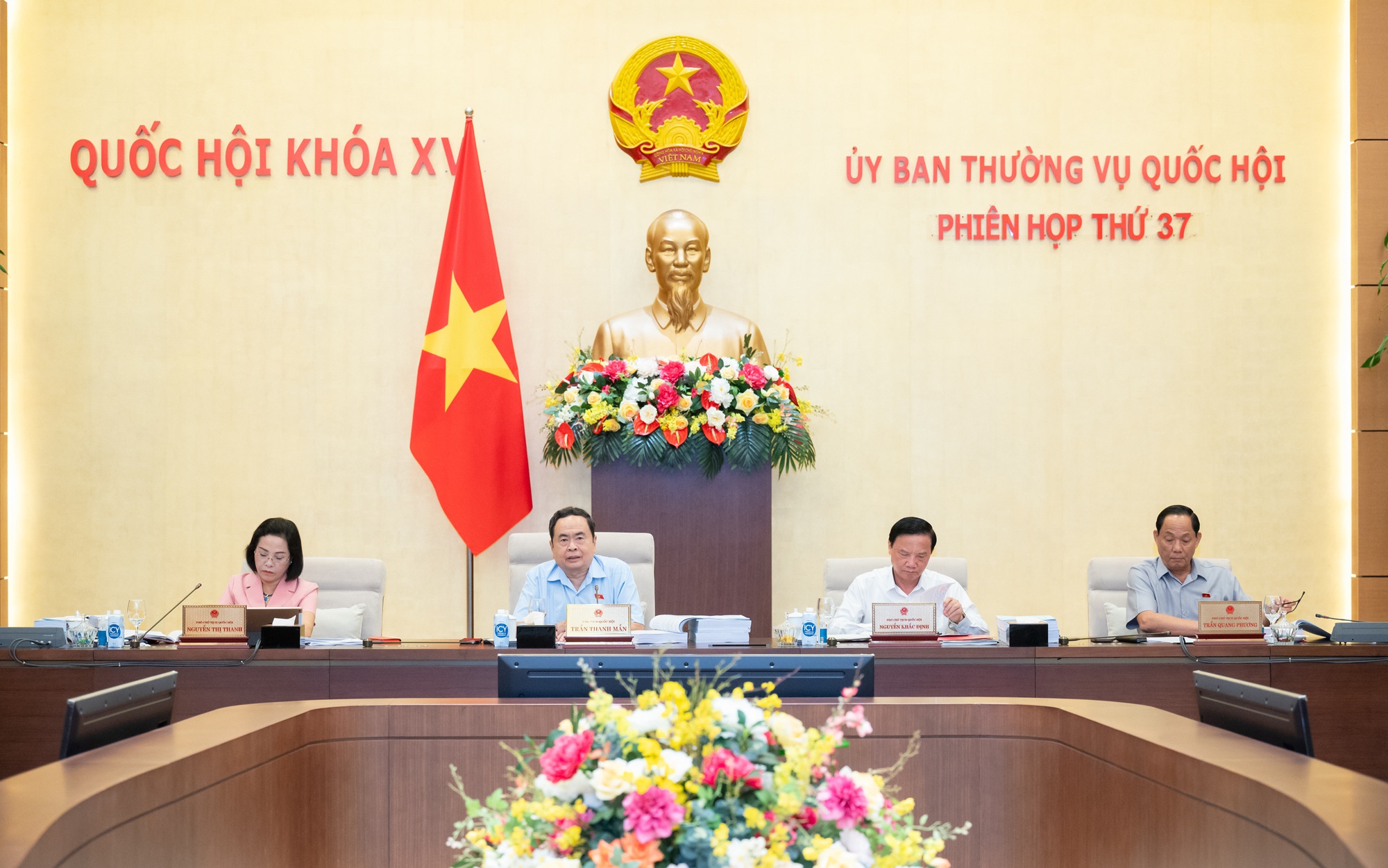 Băn khoăn đề xuất miễn học phí cho con nhà giáo vì "nhạy cảm"- Ảnh 2.