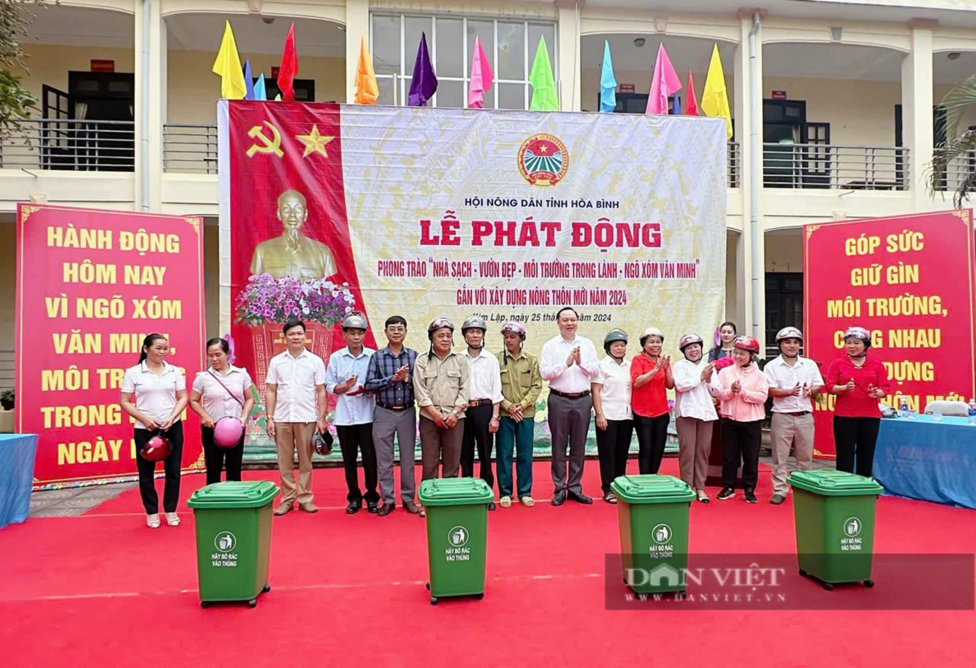 Hội Nông dân tỉnh Hòa Bình phát động phong trào "Nhà sạch, vườn đẹp, môi trường trong lành, ngõ xóm văn minh"- Ảnh 3.