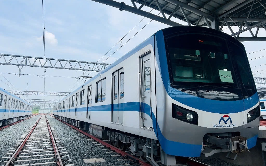 TP.HCM đề xuất thu phí ô tô vào trung tâm sau khi khai thác 7 tuyến metro  - Ảnh 2.