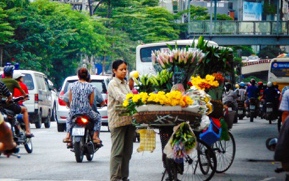 Ký ức Hà Nội: Chiếc xe đạp cà tàng và những chuyến giao hàng thuốc lào đáng nhớ của bố ở Thủ đô - Ảnh 3.