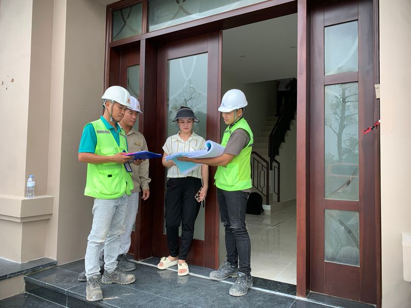 Nhà đầu tư Vinhomes Golden Avenue nhận nhà với những cơ hội “vàng” được trao tay - Ảnh 2.