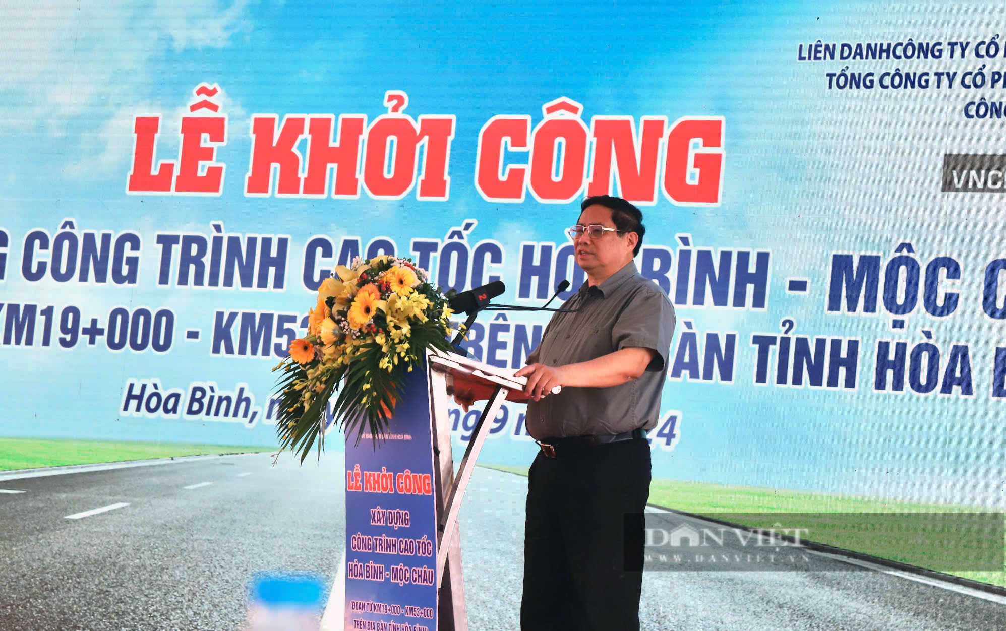 Thủ tướng Chính phủ Phạm Minh Chính dự Lễ khởi công cao tốc Hòa Bình – Mộc Châu gần 10.000 tỷ đồng - Ảnh 3.