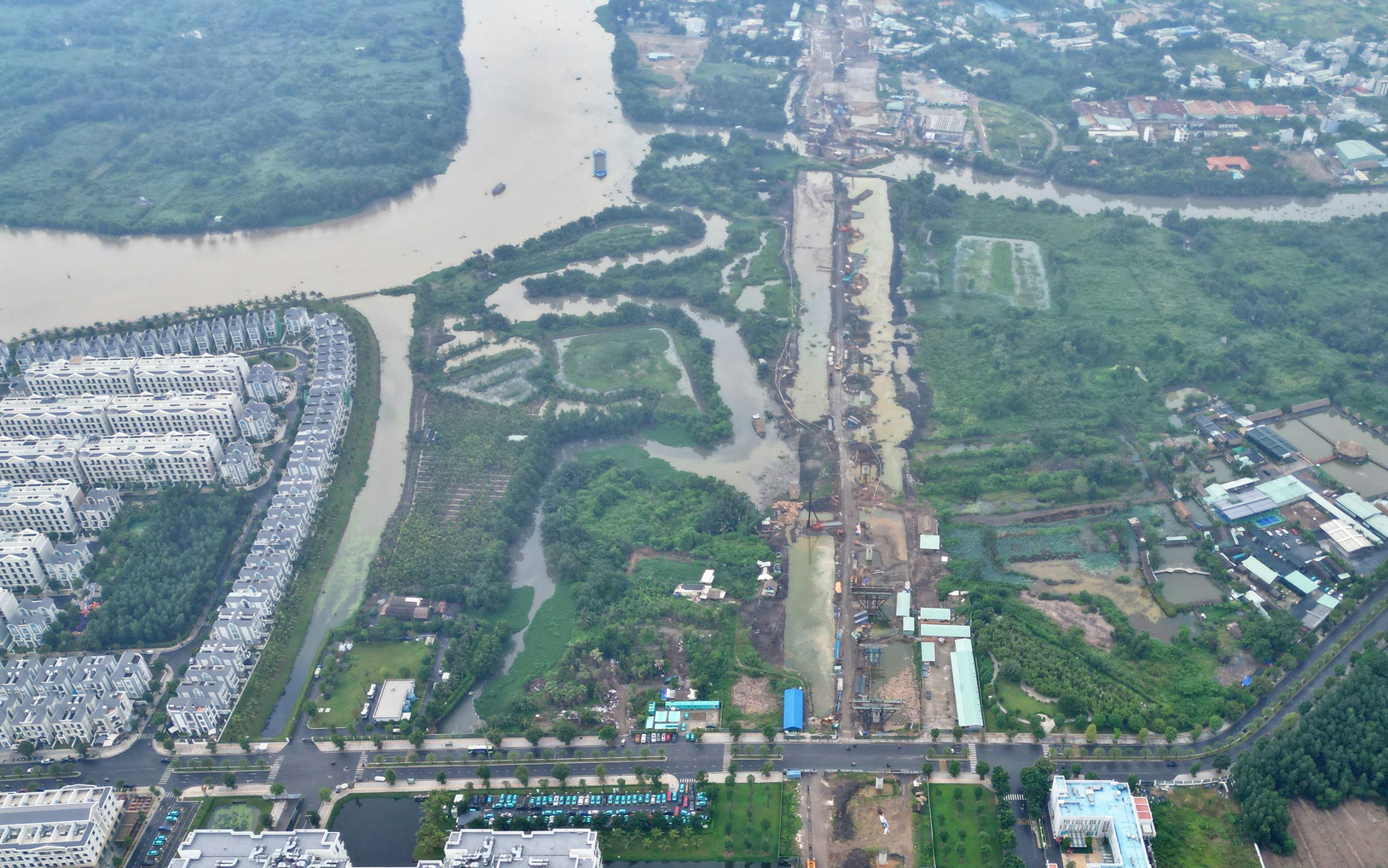 Long An: Đoạn 250m vành đai 3 nối cao tốc Bến Lức lên cao tốc TP.HCM - Trung Lương phấn đấu sớm hoàn thành - Ảnh 2.