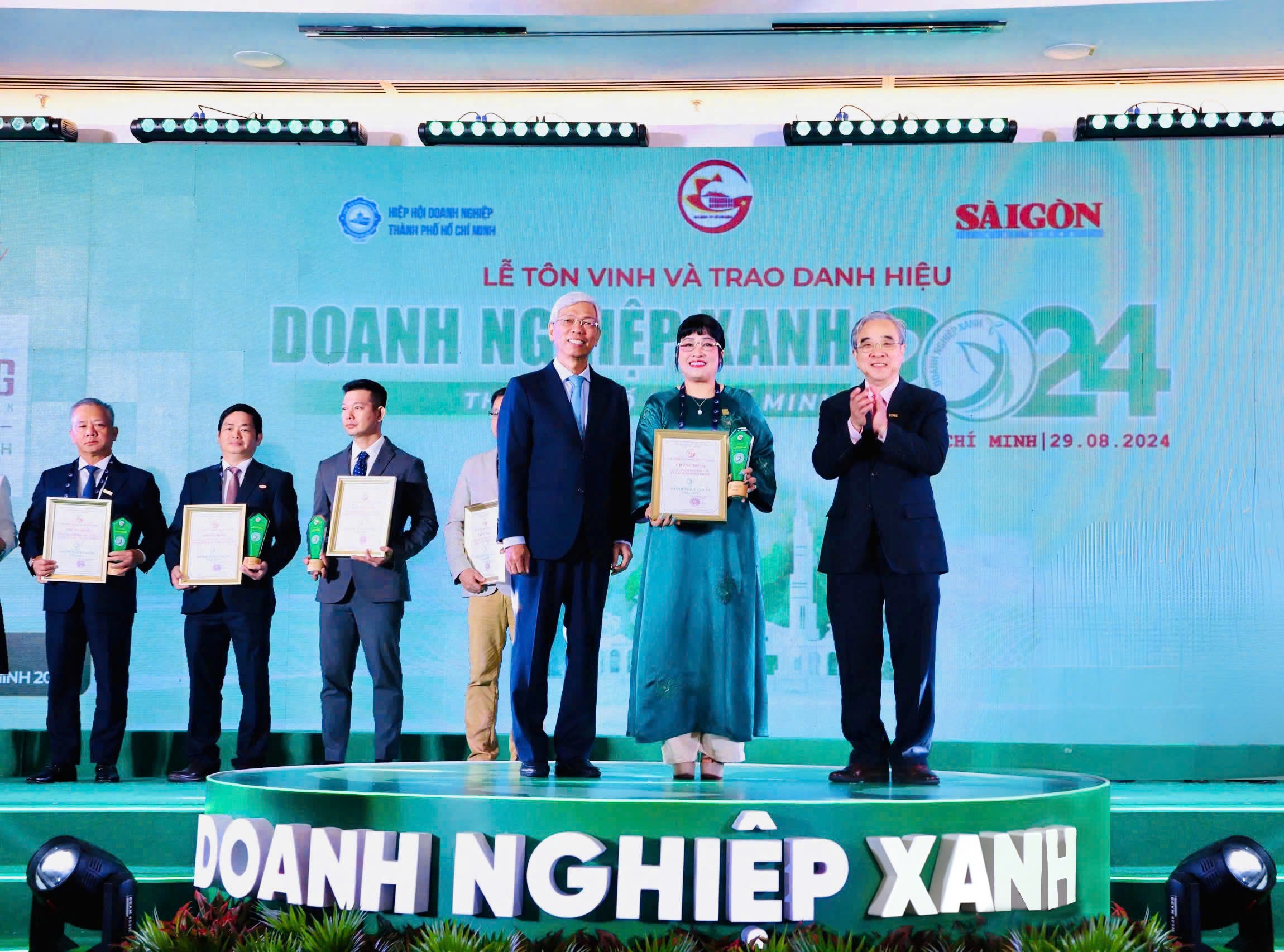 Doanh nghiệp xanh với chiến lược bền vững và tư duy sinh thái - Ảnh 1.