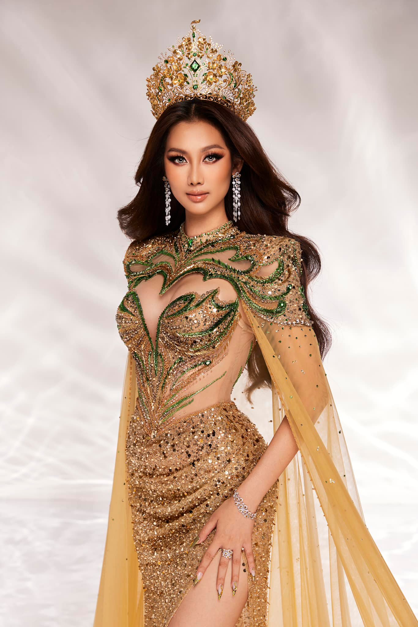 Võ Lê Quế Anh được "cô giáo" của Hoa hậu Thùy Tiên dạy catwalk vẫn gây lo lắng sát ngày thi Miss Grand International 2024? - Ảnh 1.