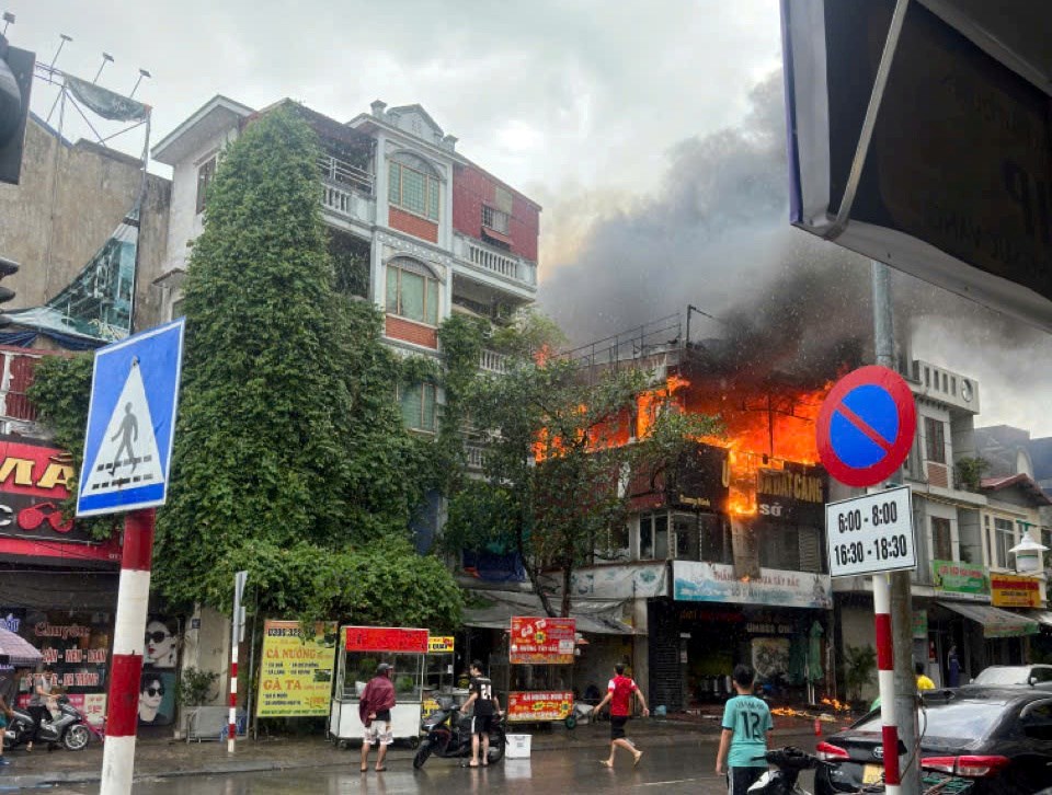 Cháy nhà hàng Vua ba ba ở Hải Phòng- Ảnh 2.