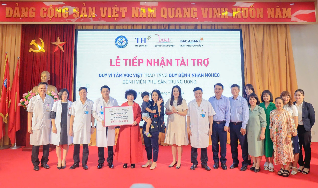 Quỹ Vì Tầm Vóc Việt tài trợ gần 1 tỷ đồng cho Bệnh viện Phụ sản Trung ương- Ảnh 2.