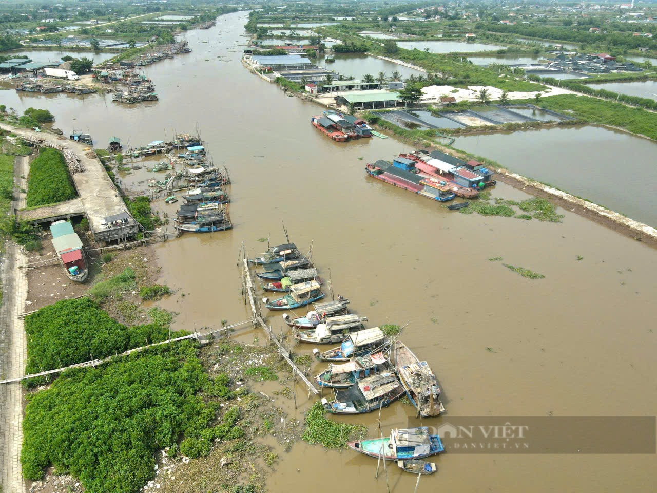 Ninh Bình: Di dân khu vực ngoài đê biển Bình Minh II để tránh bão số 3 - Ảnh 1.