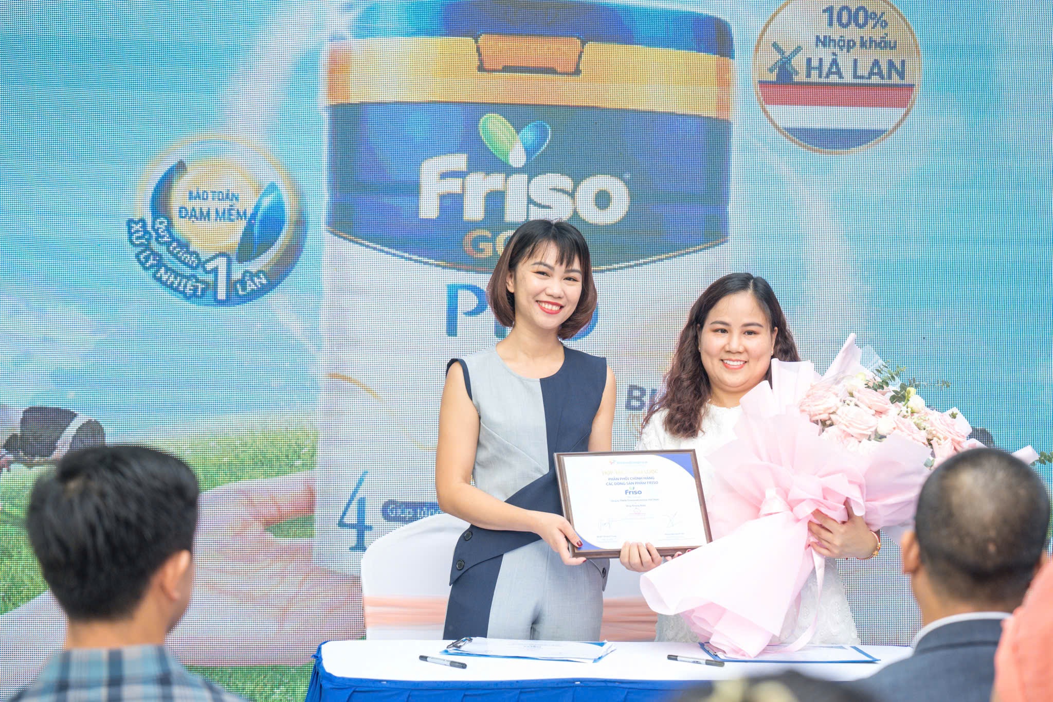 FRISO GOLD PRO nhập khẩu 100% từ Hà Lan đã có mặt tại 16 cửa hàng và kênh online của chuỗi KhangBaby - Ảnh 1.