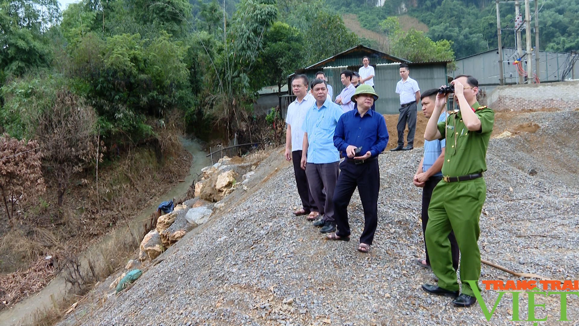 Phó Chủ tịch UBND tỉnh Sơn La kiểm tra công tác ứng phó hoàn lưu cơn bão số 3 - Ảnh 1.