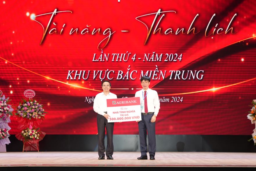 Khai mạc “Hội thi cán bộ Agribank Tài năng – Thanh lịch lần thứ IV – Năm 2024” Khu vực Bắc Miền trung - Ảnh 9.