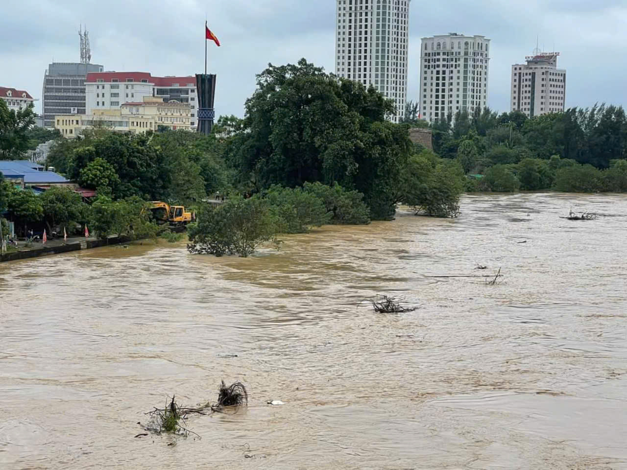 Đợt lũ ở Thái Nguyên được đánh giá là vượt qua kỷ lục cách đây 65 năm - Ảnh 3.