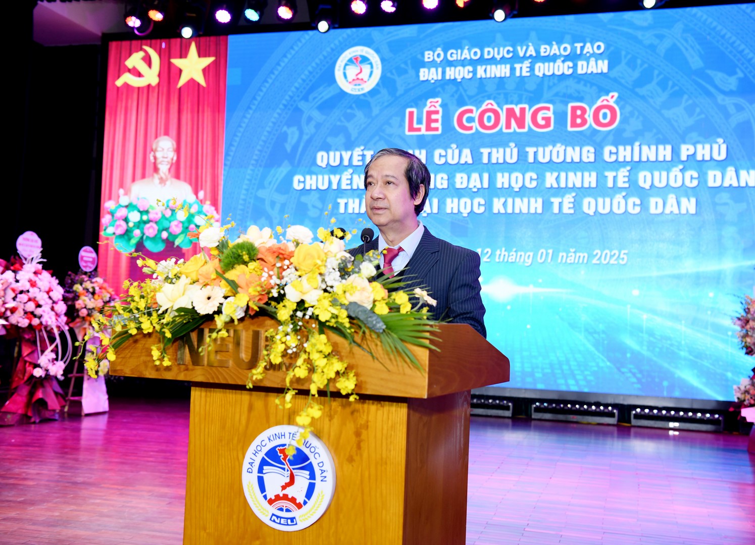 Chuyển từ trường đại học sang đại học, Chủ tịch hội đồng và Giám đốc Đại học Kinh tế Quốc dân là ai?- Ảnh 3.