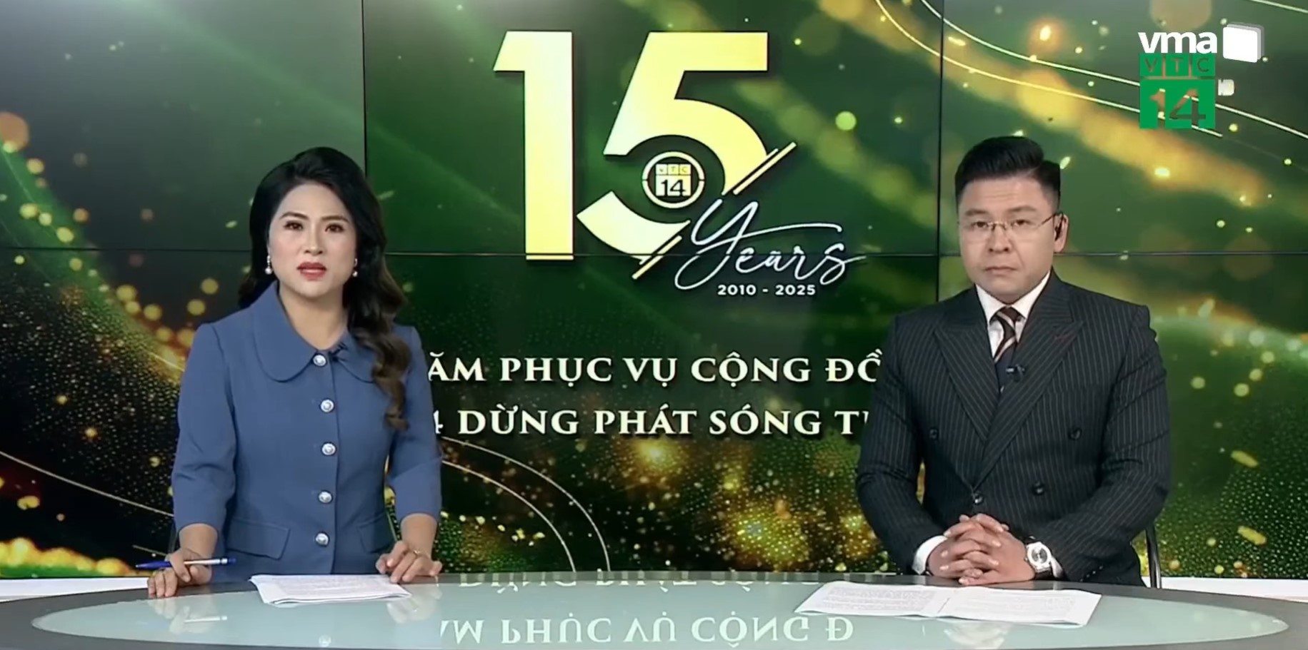 BLV Quang Huy, Đan Lê và loạt BTV xúc động nói lời tạm biệt khán giả trước thời khắc VTC ngừng phát sóng - Ảnh 1.