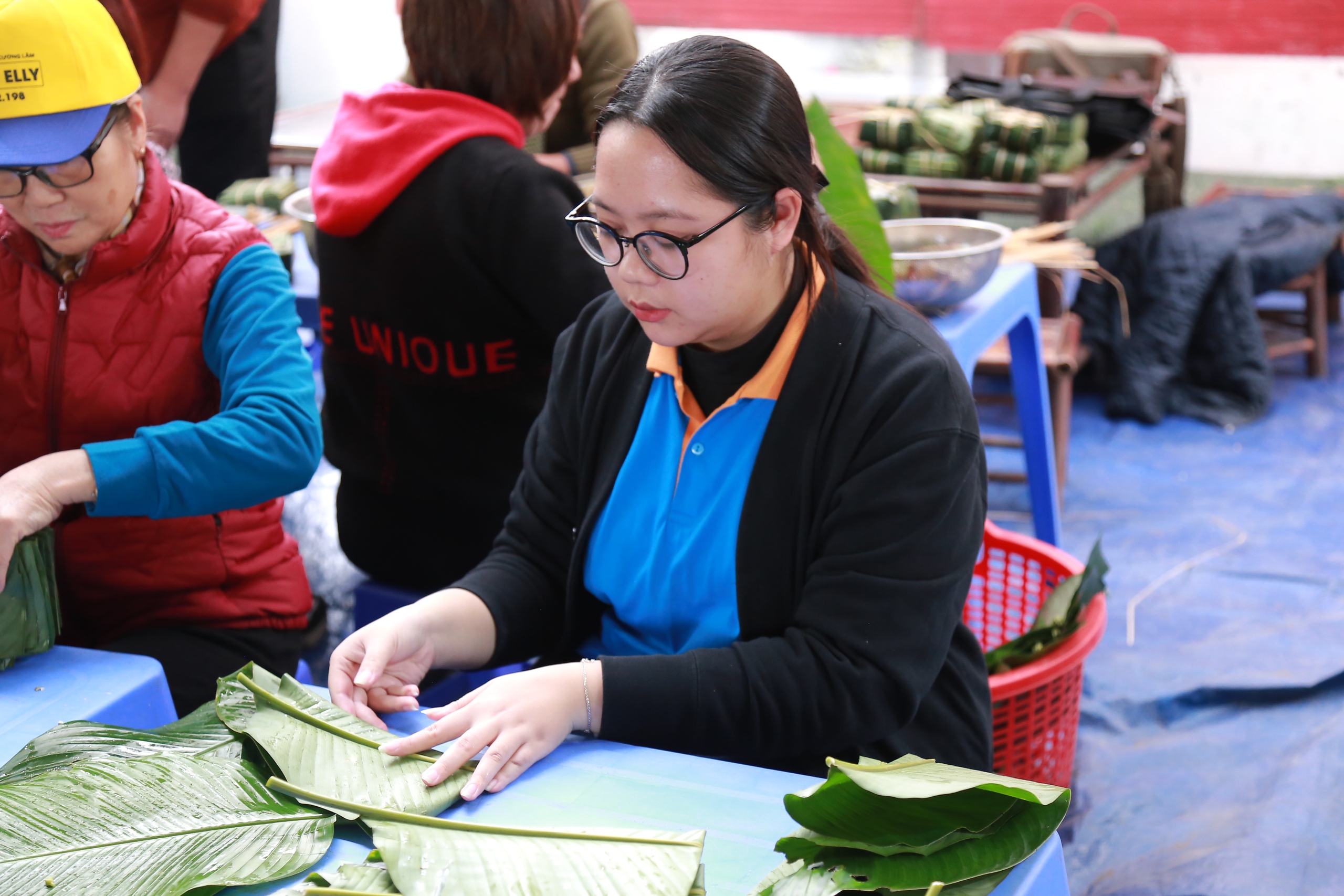 Hơn 1.000 bánh chưng xanh sẵn sàng đến tay hoàn cảnh khó khăn tại Hà Nội- Ảnh 2.