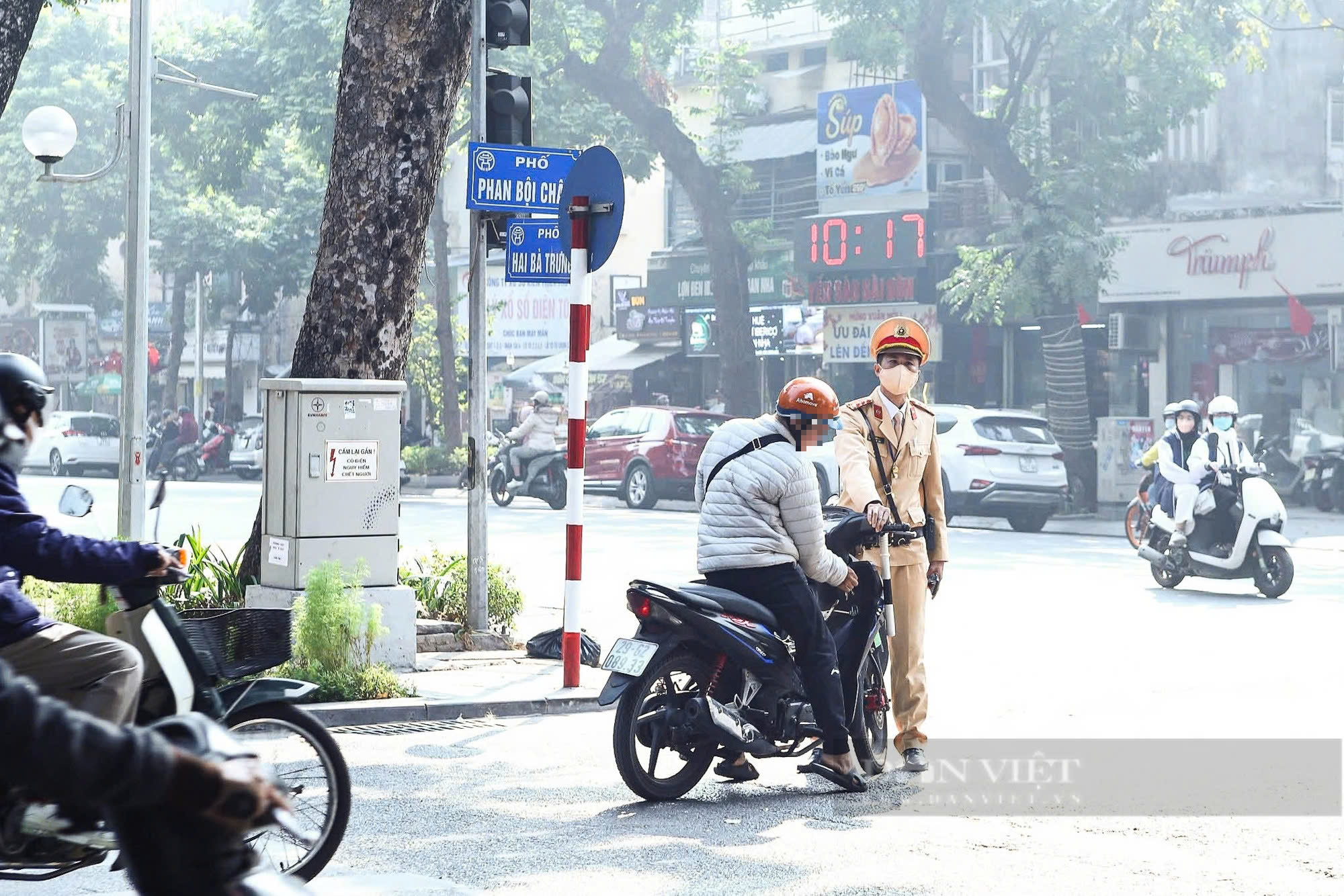 Chuyên gia: Ý thức tham gia giao thông của người dân cải thiện rõ rệt sau khi Nghị định 168 đi vào thực tế - Ảnh 4.