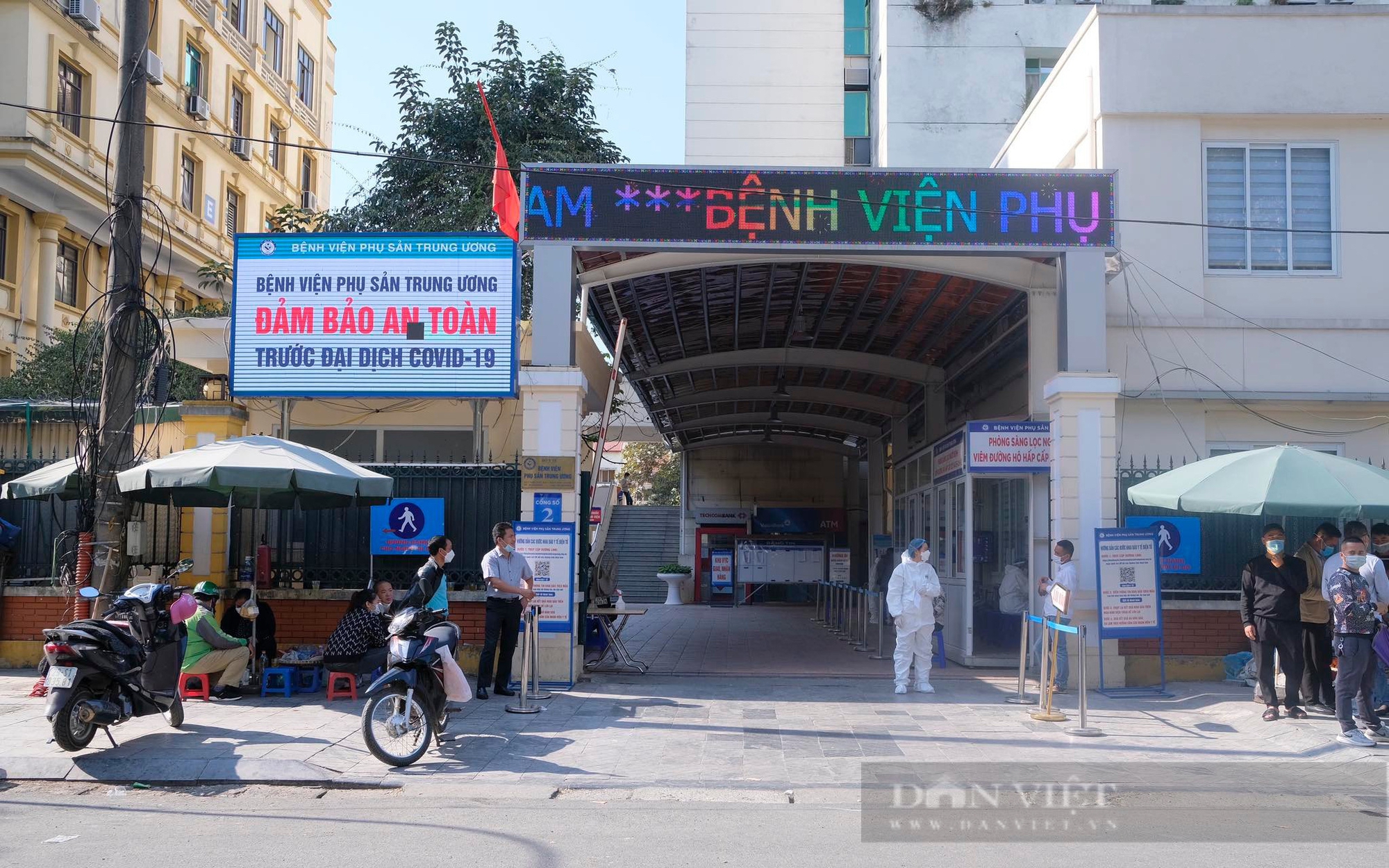 Chuyện hy hữu ở Bệnh viện Phụ sản Trung ương: Mổ nội soi bóc u, nhưng lại cắt 2 vòi trứng của bệnh nhân! - Ảnh 2.