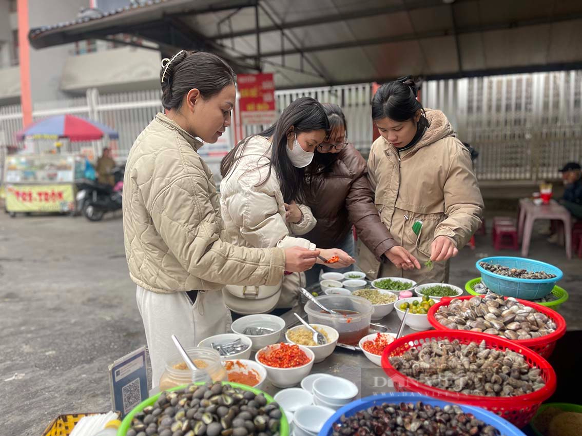 Khách 70 tuổi đạp xe 3km xuống tận nơi ăn món này của Hải Phòng chỉ để “thỏa mãn cơn thèm” - Ảnh 4.