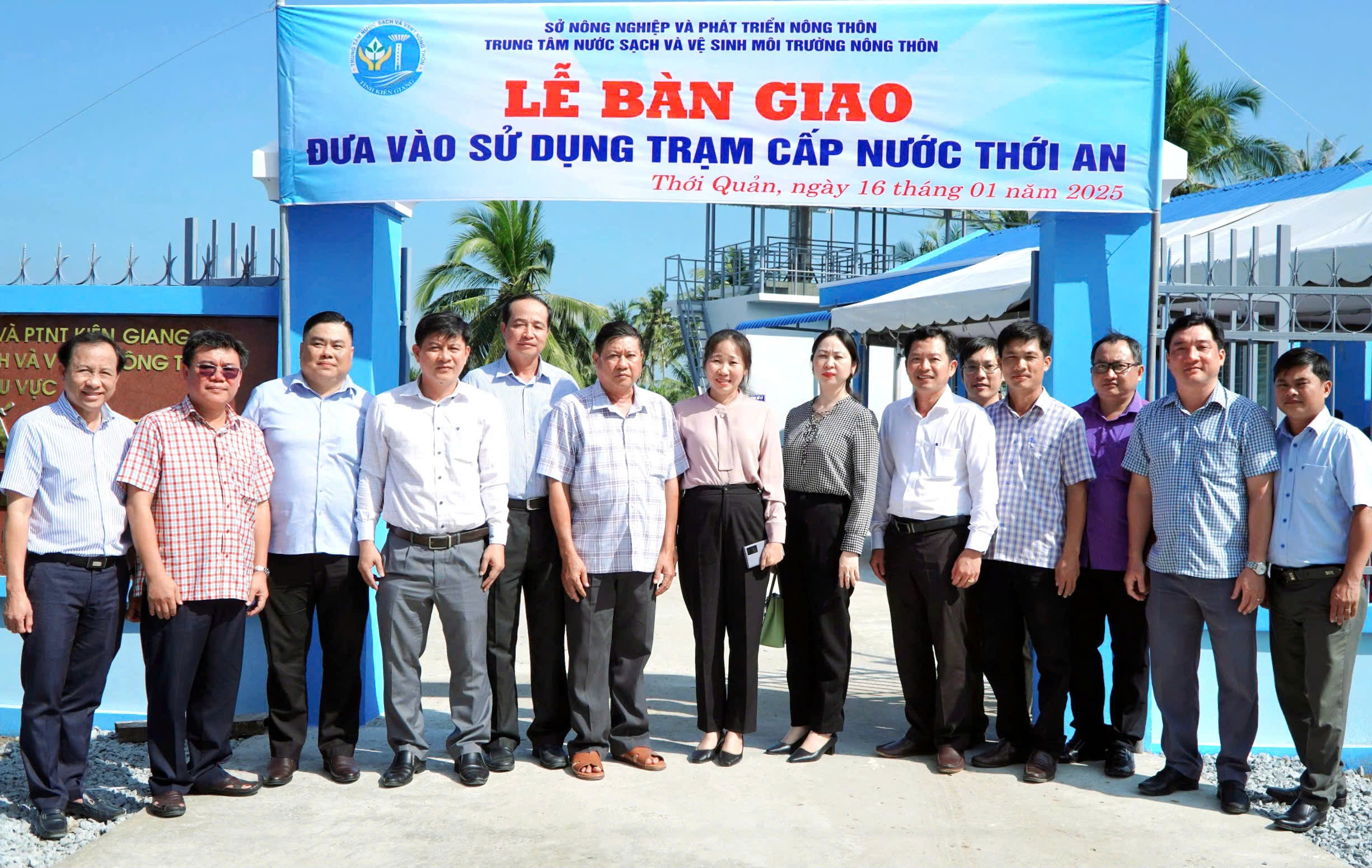 Bàn giao đưa vào sử dụng Trạm cấp nước Thới An - Ảnh 1.