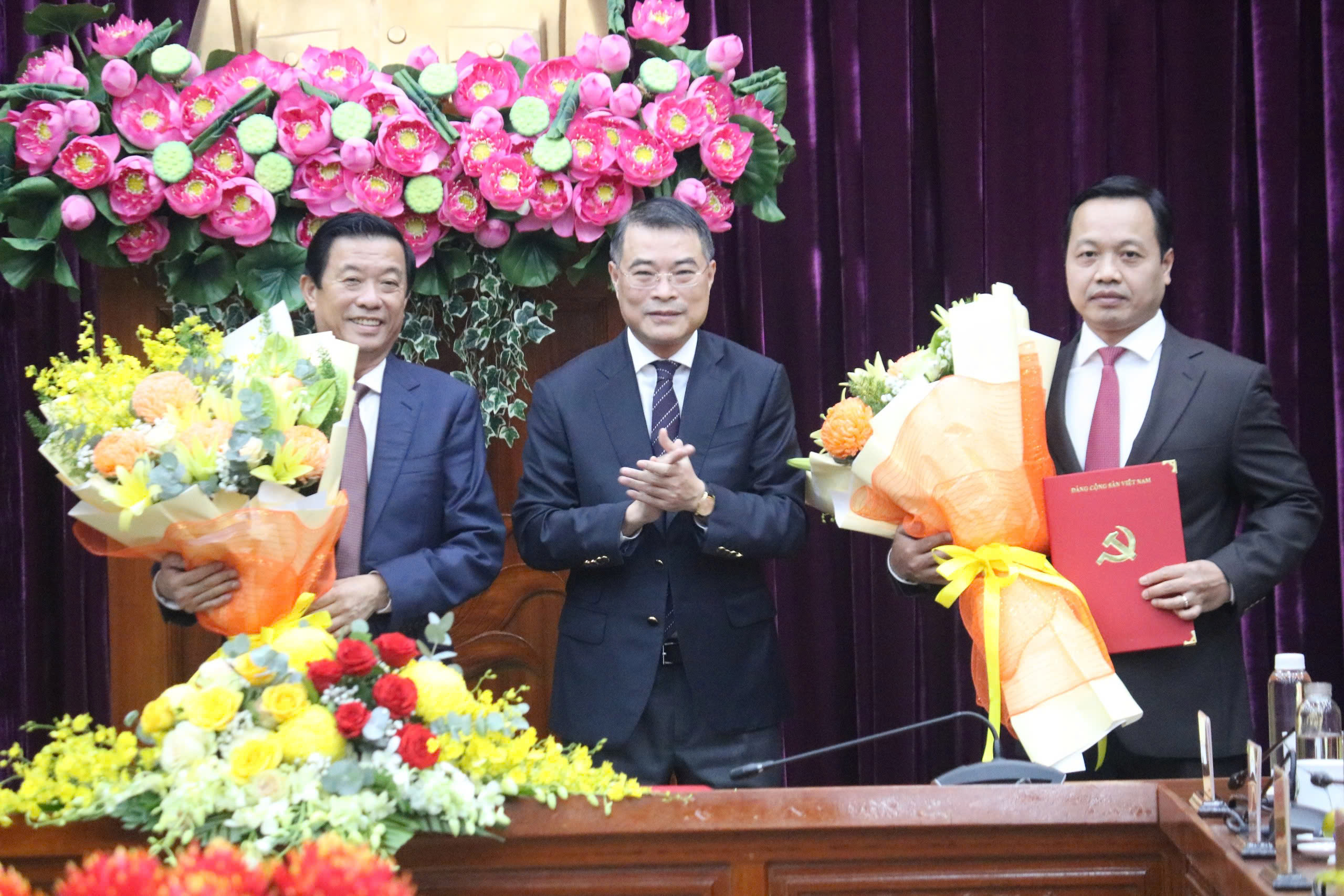 Thứ trưởng Bộ Tư pháp làm Bí thư Tỉnh ủy Vĩnh Long- Ảnh 1.