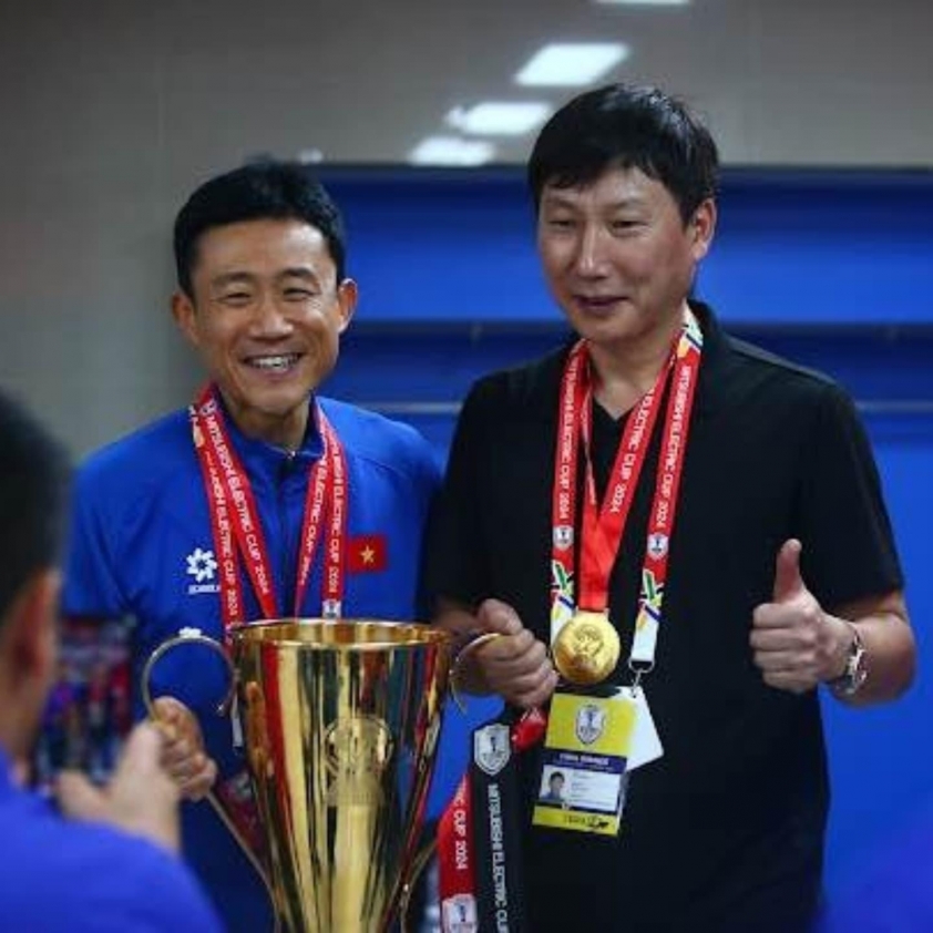 Tin sáng (19/1): "Cánh tay phải" của HLV Kim Sang-sik tái xuất, mang đến tin cực vui - Ảnh 1.
