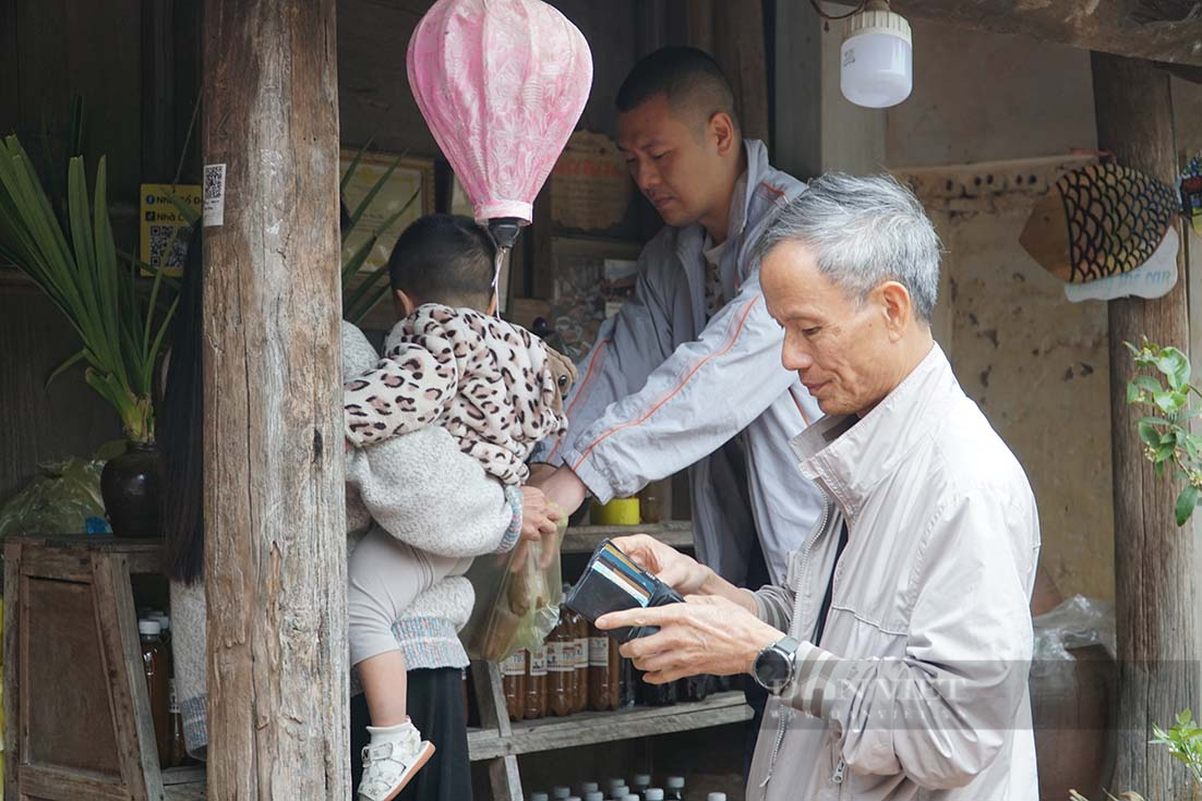 Ngoại thành Hà Nội có món đặc sản trăm năm tuổi khiến giới trẻ háo hức vừa mua vừa check-in - Ảnh 5.