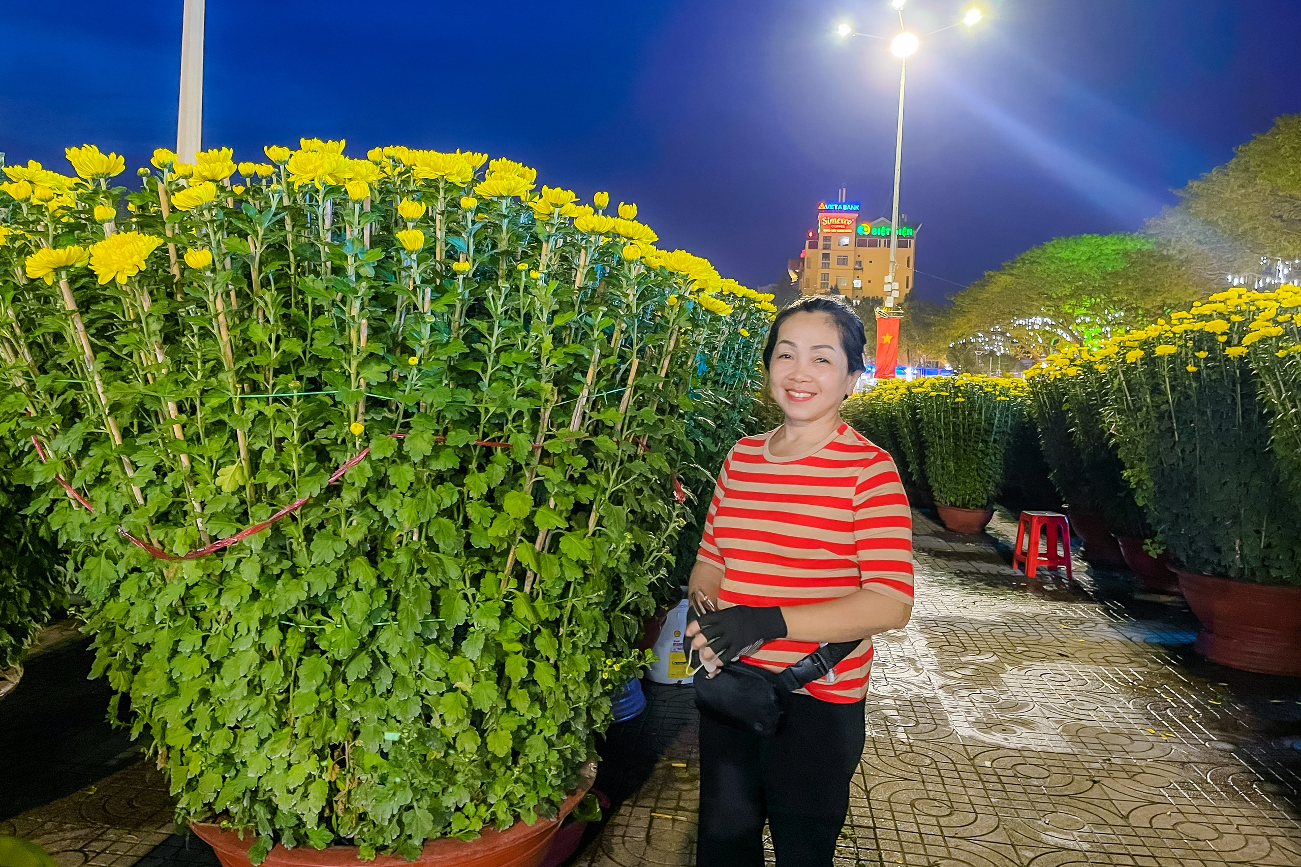 Tieu Thuong revealed that little people know about the trading of the Lunar New Year flower- Photo 5.