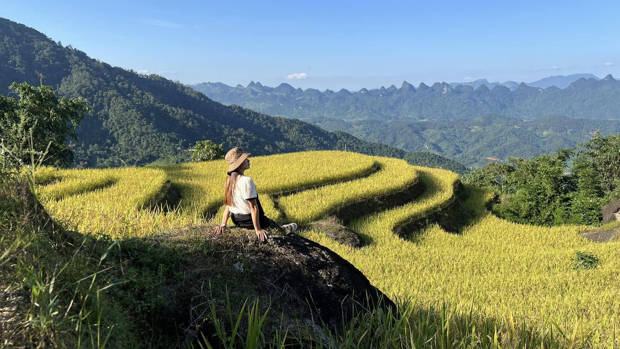 Khám phá địa điểm mới, “chốn bồng lai tiên cảnh” ở Hà Giang, du khách không nên bỏ lỡ trong dịp Tết Ất Tỵ - Ảnh 2.