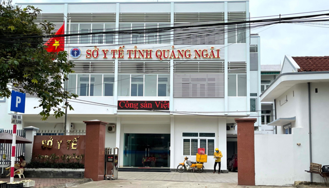 1 lãnh đạo sở xin nghỉ hưu trước tuổi, thay đổi nhiều nhân sự lãnh đạo thuộc công an Quảng Ngài- Ảnh 1.