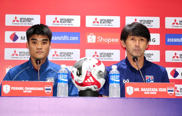 Thailand national team coach: 