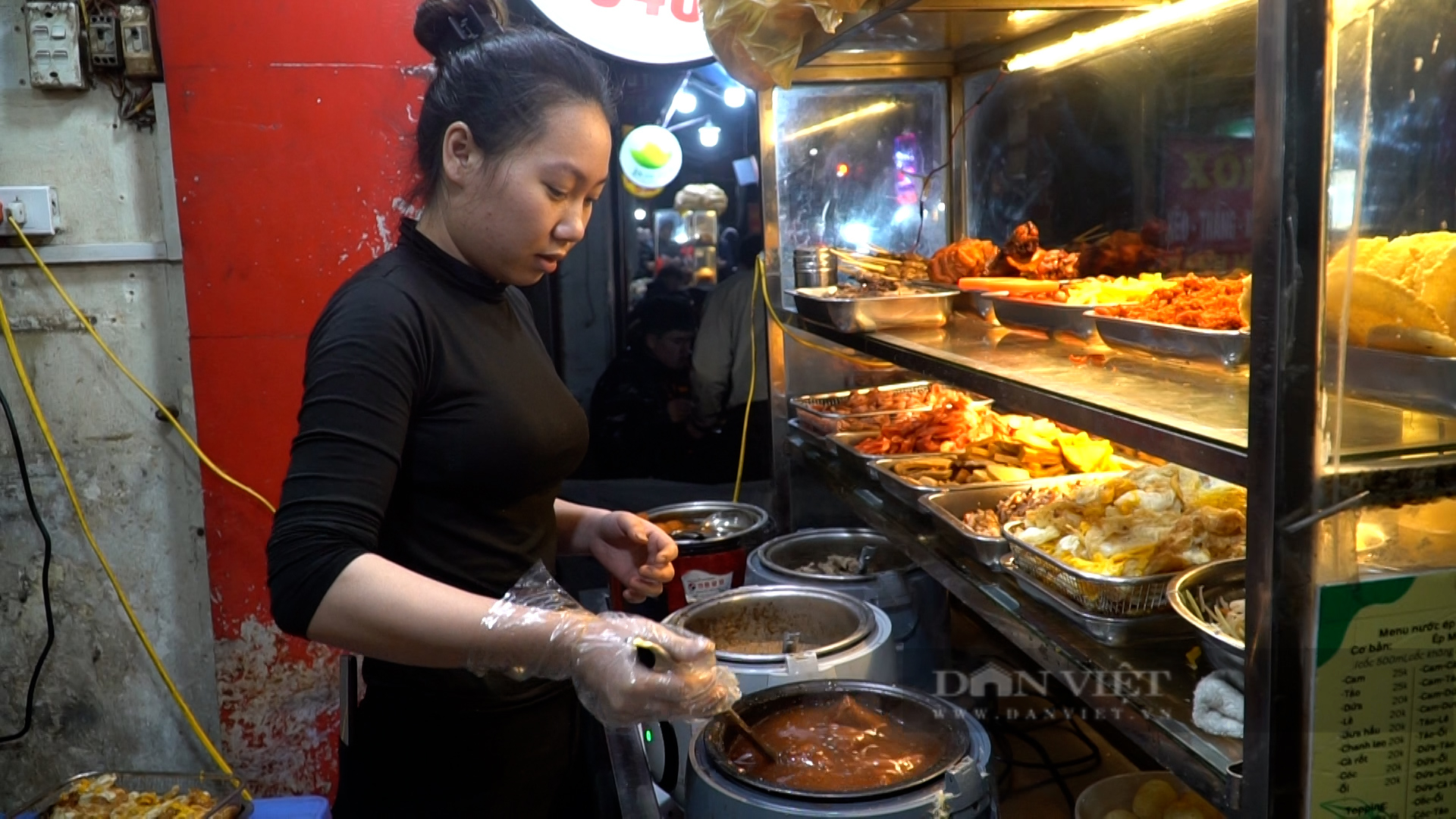 “Ngủ ngày, cày đêm”: Thói quen làm việc của nhiều người trẻ dẫn đến những hệ lụy gì? - Ảnh 1.