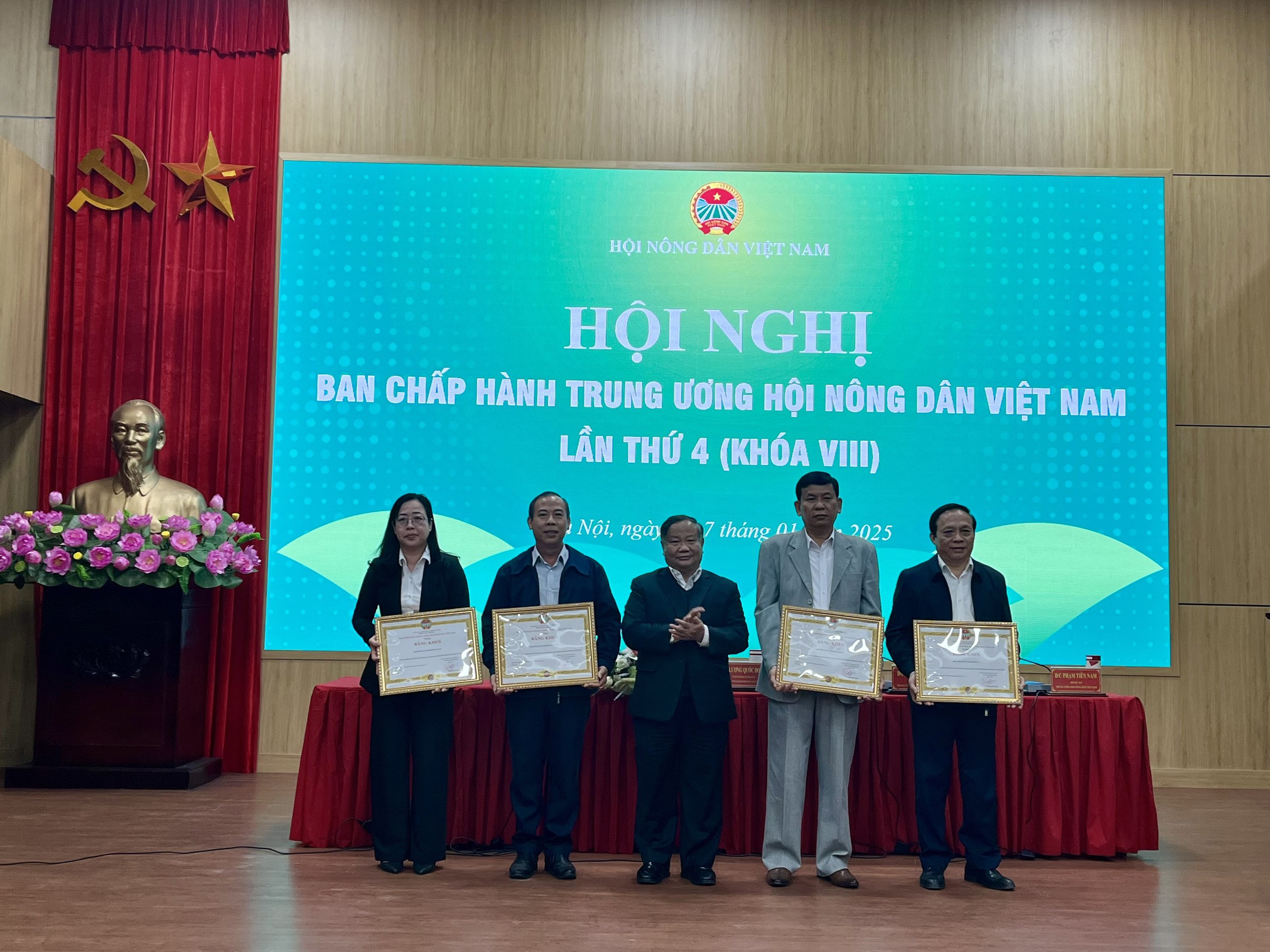 6 nhiệm vụ trọng tâm năm 2025 - Ảnh 5.