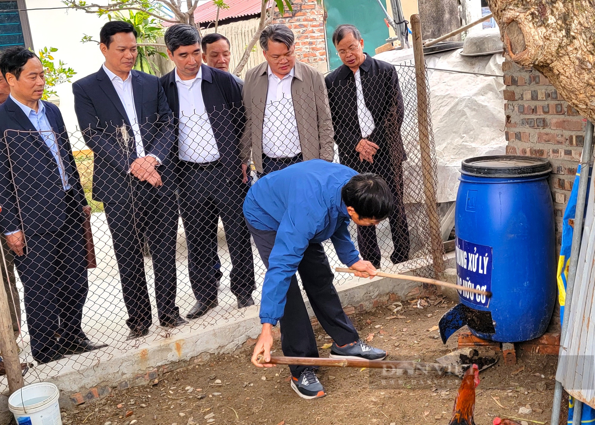 Lãnh đạo Hội Nông dân tỉnh Hải Dương thăm mô hình nông nghiệp tiêu biểu tại huyện Nam Sách - Ảnh 9.