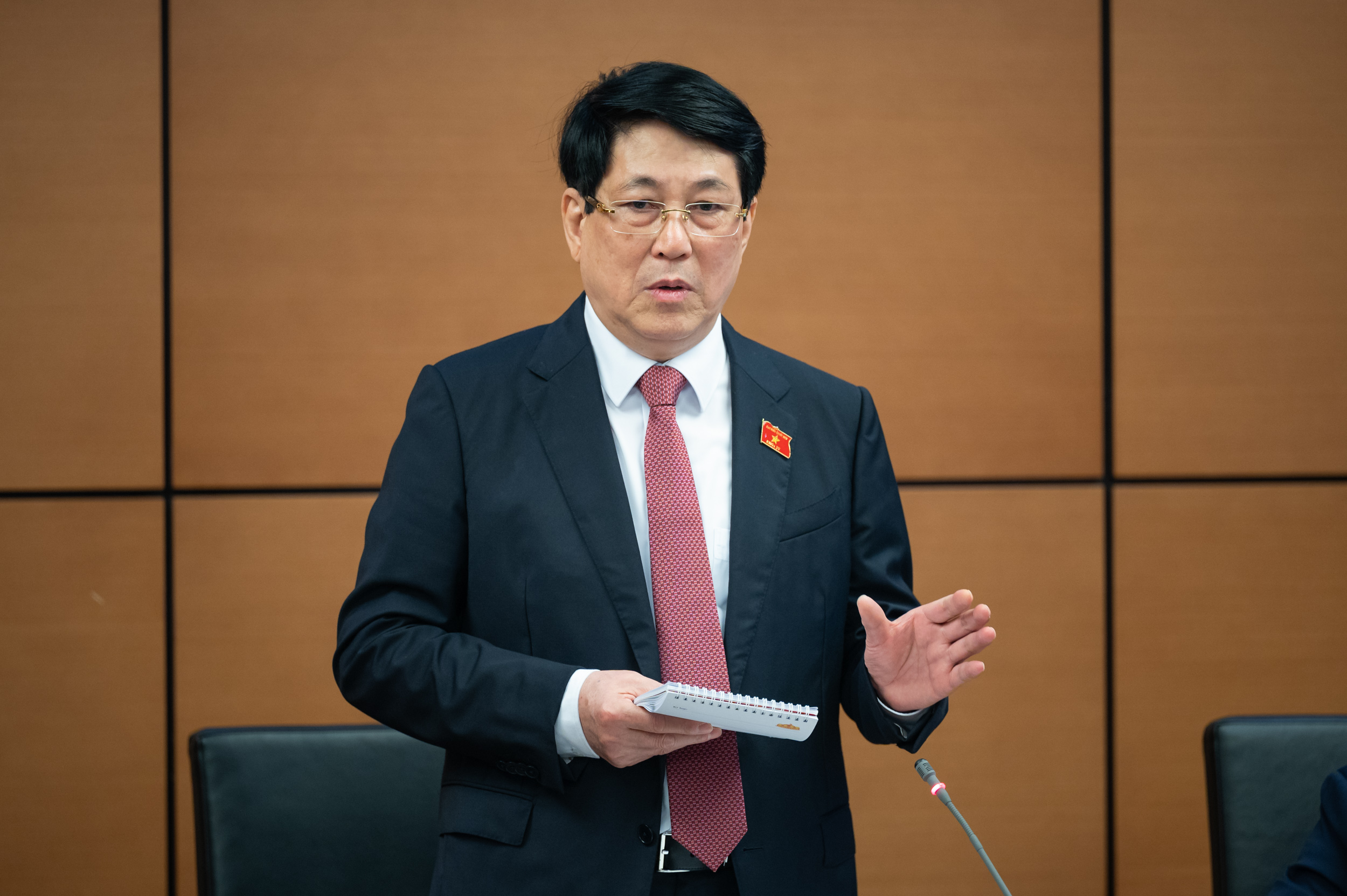 Những phát ngôn ấn tượng tại kỳ họp bất thường của Quốc hội tuần qua - Ảnh 2.
