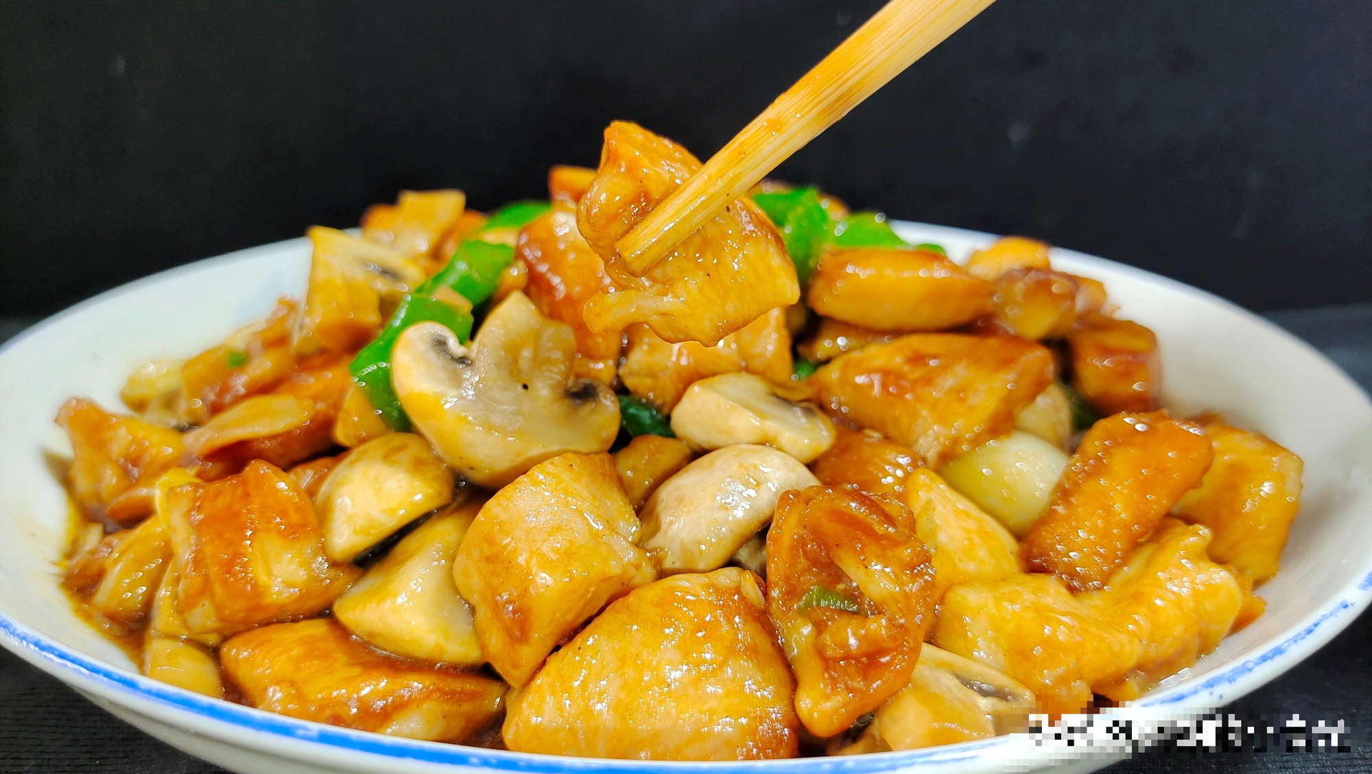 Loại rau có kali gấp 8 lần chuối, protein gấp 10 lần sữa, tươi, mềm, xào ức gà thơm ngon cực phẩm - Ảnh 13.