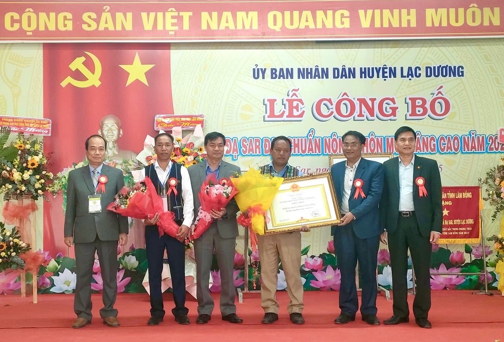 Một xã ở Lâm Đồng tỷ lệ dân tộc thiểu số hơn 80% nay đã đạt chuẩn nông thôn mới nâng cao.- Ảnh 1.