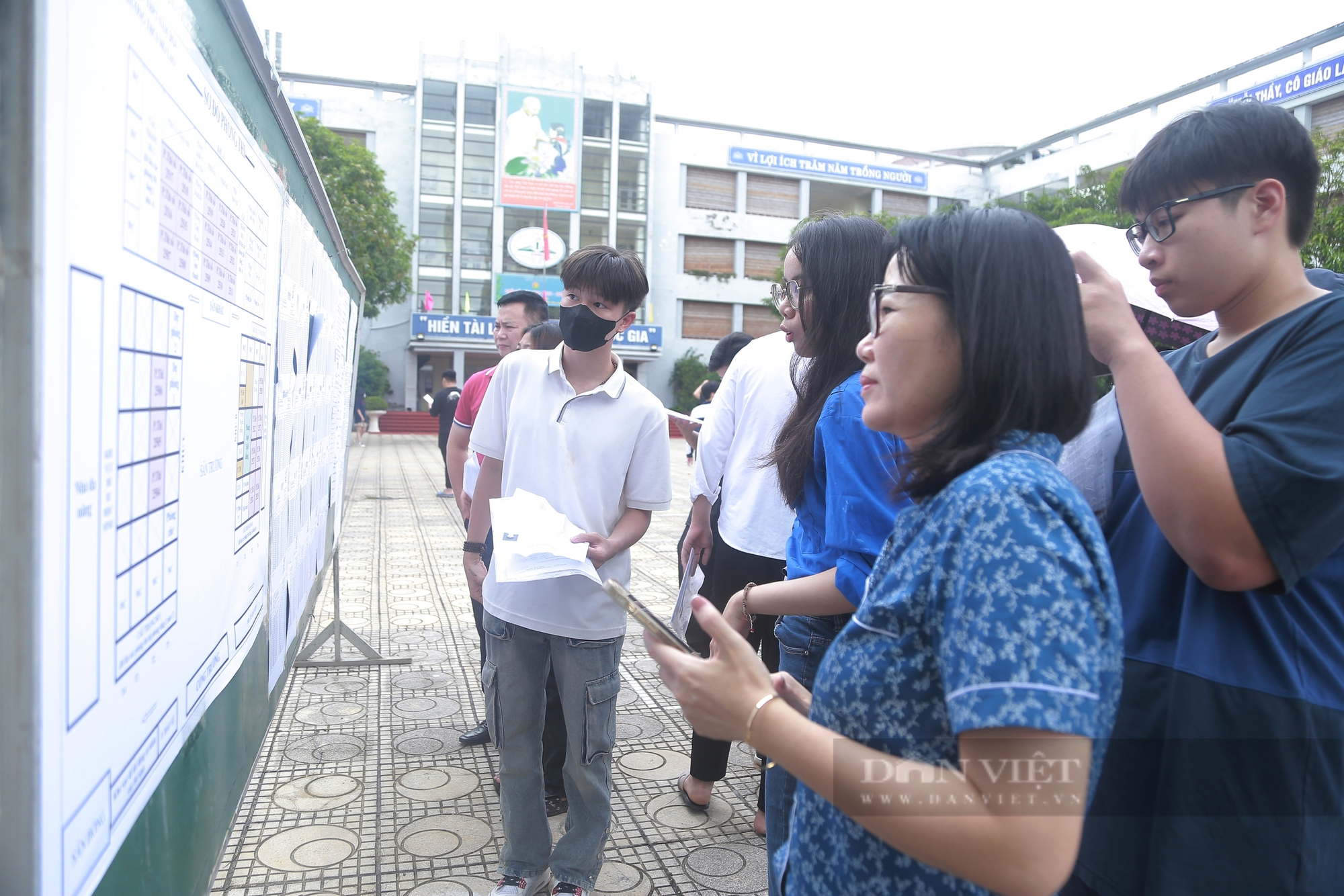 "Không có khái niệm xét tuyển sớm đại học khi chưa hoàn thành chương trình THPT" - Ảnh 1.