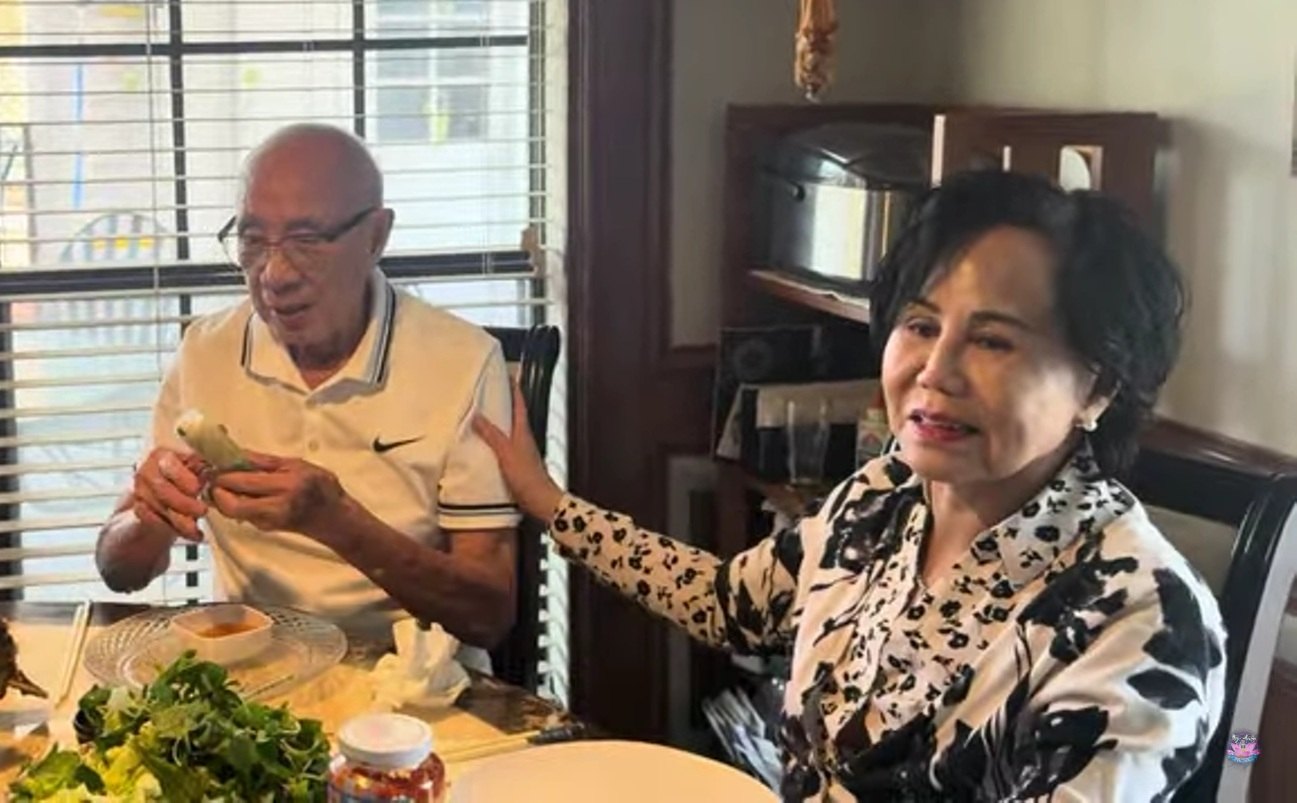Danh ca Thanh Tuyền tiết lộ với con dâu Ngọc Huyền điều bất ngờ về chồng 93 tuổi tại biệt thự triệu đô ở Mỹ - Ảnh 1.