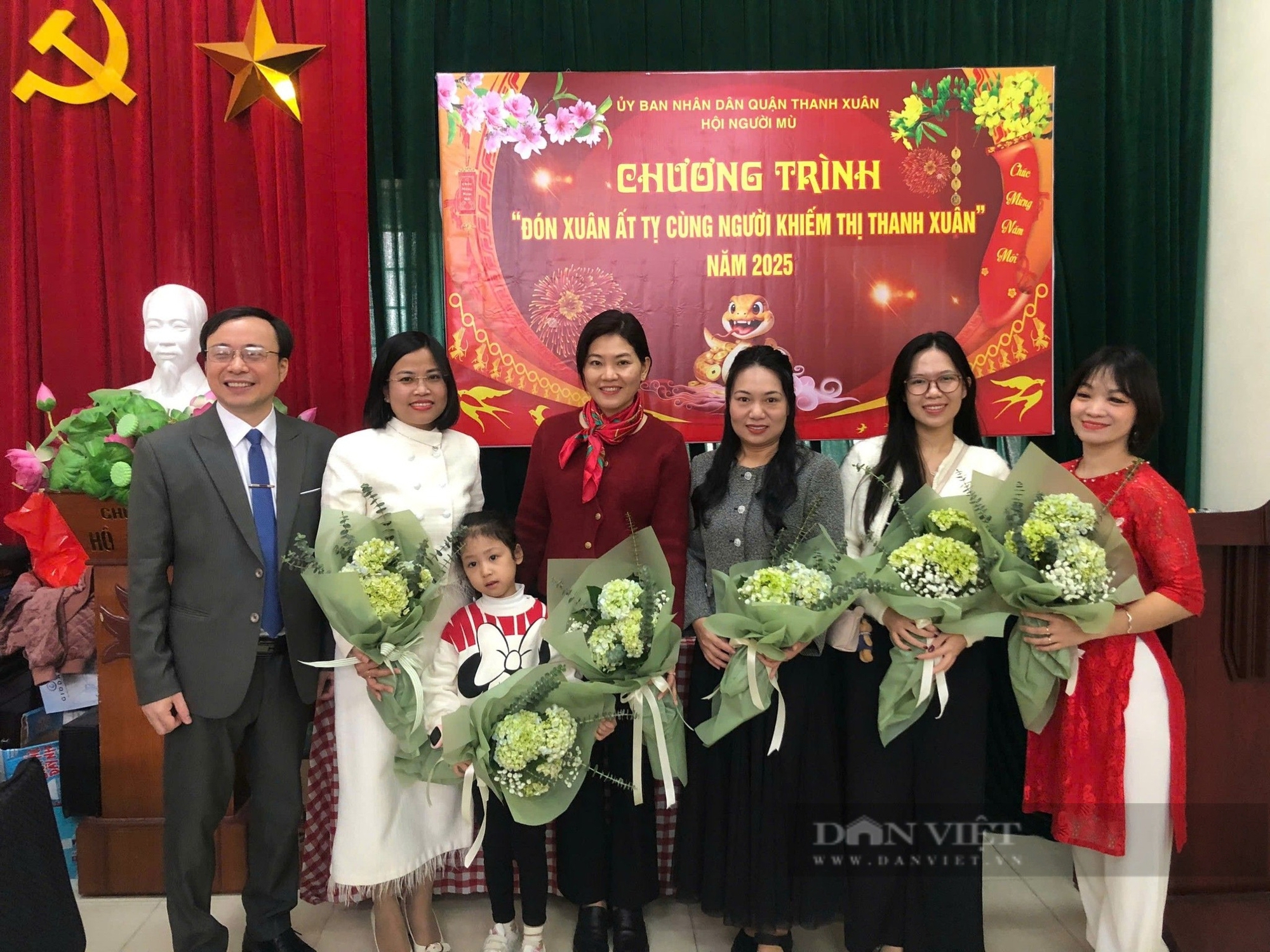 Bản lĩnh của người đàn ông khiếm thị, tìm thấy ánh sáng trong bóng tối!- Ảnh 5.