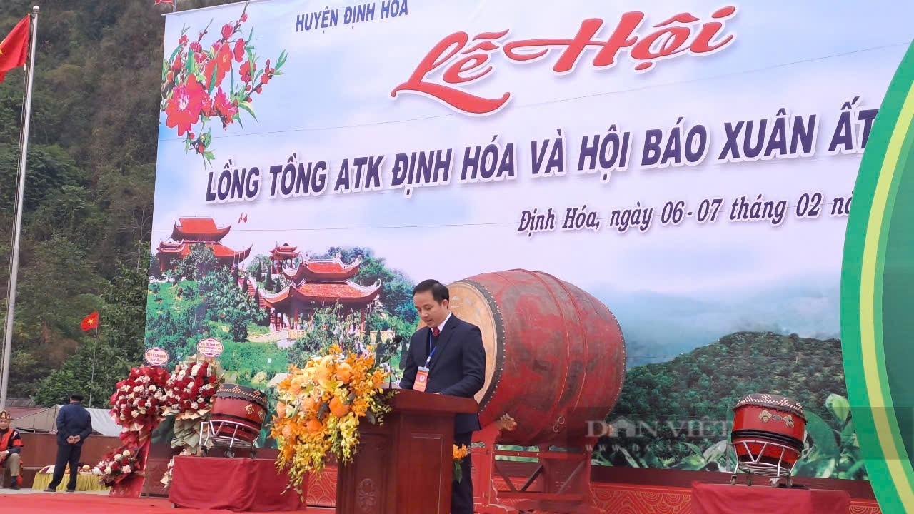 Thái Nguyên: Hàng vạn người dân đổ về Lễ hội Lồng Tồng ATK Định Hoá và khai Hội Báo Xuân 2025- Ảnh 3.