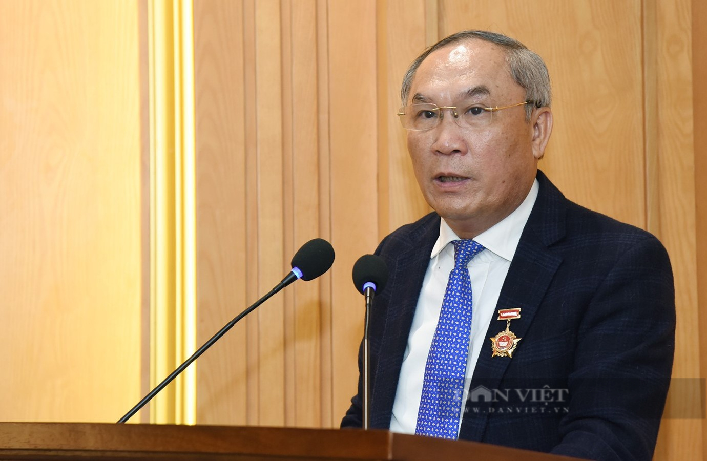 Hà Tĩnh: Phó chủ tịch tỉnh và Trưởng ban Tổ chức Tỉnh ủy xin nghỉ hưu trước tuổi - Ảnh 2.