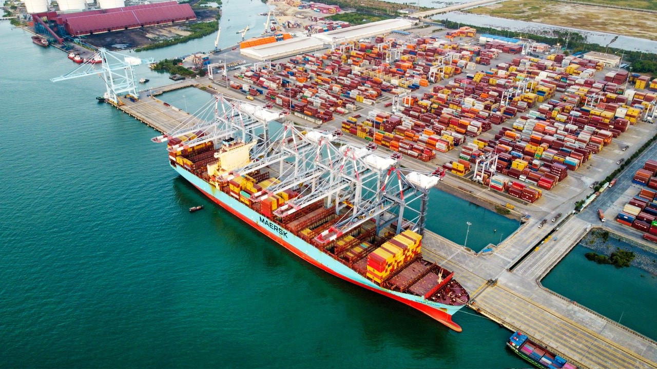 Dịch vụ cảng biển, logistics không ngừng tiếp thêm sức mạnh cho Bà Rịa - Vũng Tàu- Ảnh 1.