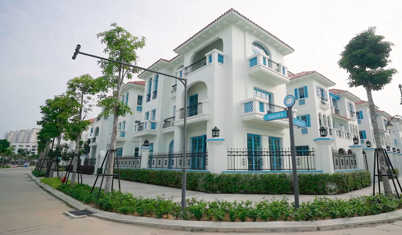 Nguyên nhân khiến bất động sản nghỉ dưỡng chưa thể phục hồi trong năm 2025? - Ảnh 1.
