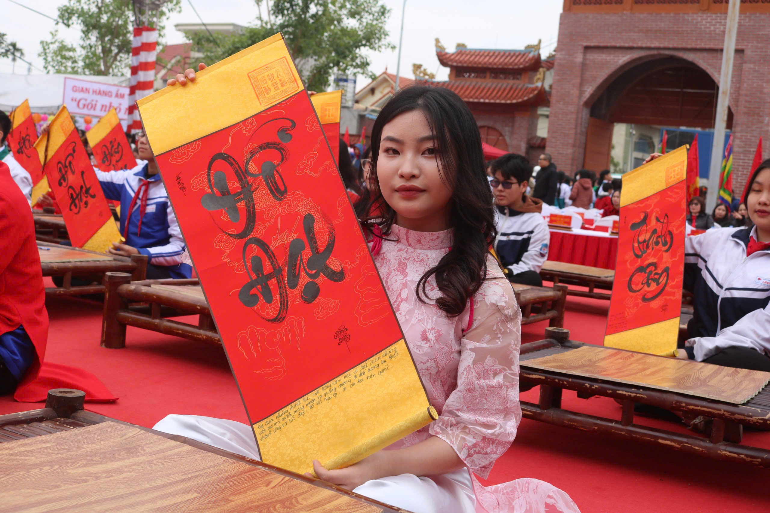 Lễ khai bút, viết thư pháp tại khu tưởng niệm Trạng nguyên Lê Ích Mộc ở Hải Phòng- Ảnh 7.