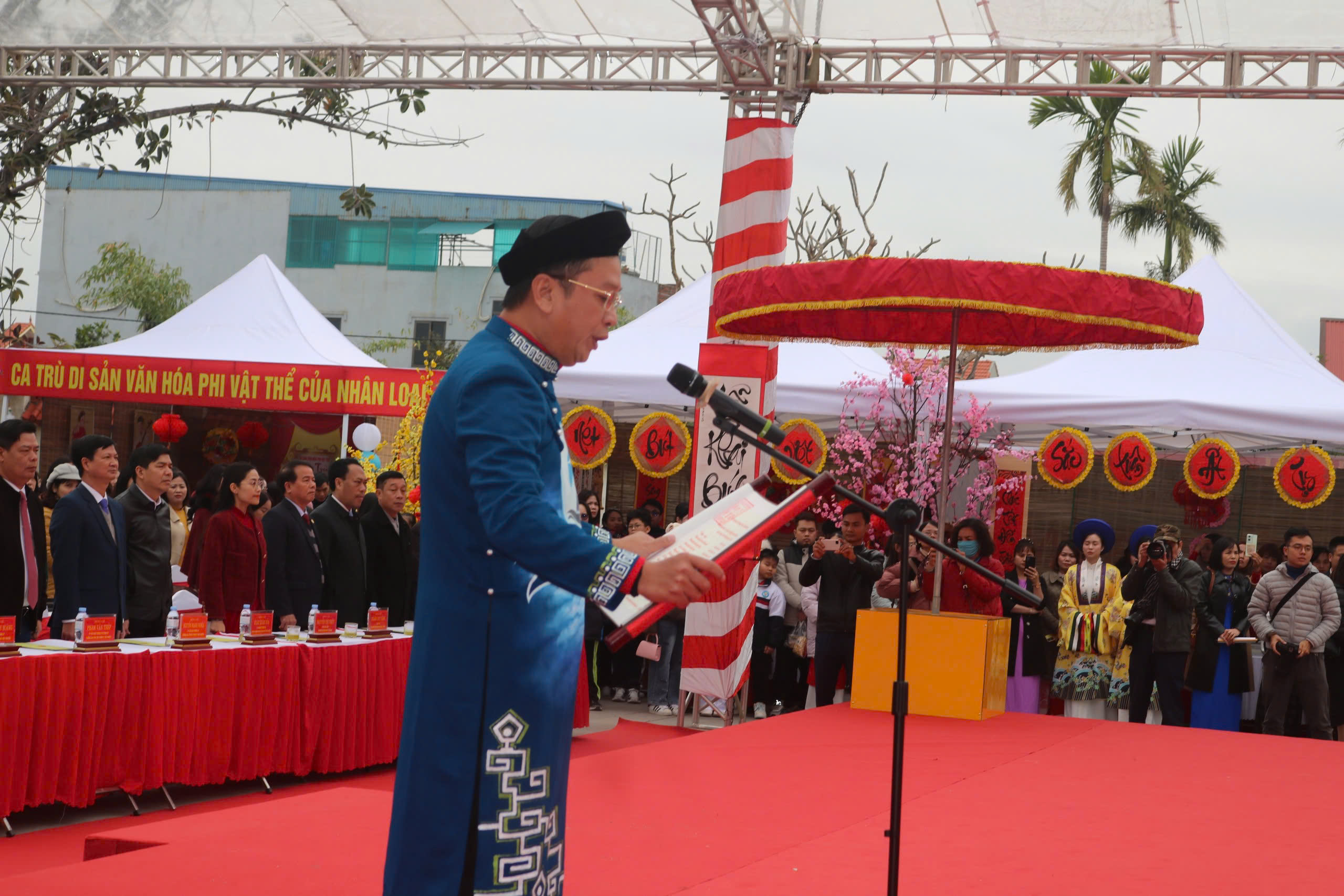 Lễ khai bút, viết thư pháp tại khu tưởng niệm Trạng nguyên Lê Ích Mộc ở Hải Phòng- Ảnh 3.