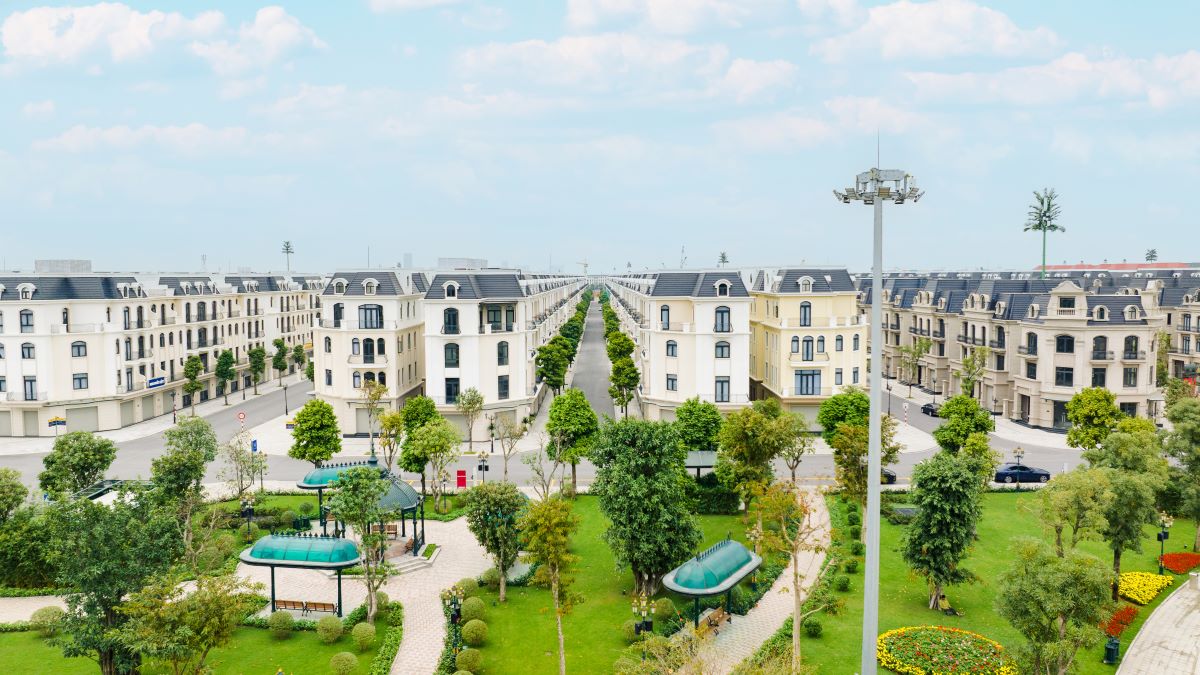 Bắt mạch thị trường 2025: Lộ diện dự án ngôi sao được nhà đầu tư chọn mặt gửi vàng - Ảnh 2.