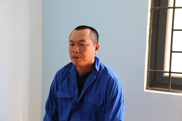 Kéo băng nhóm đi chém đối thủ đứt lìa bàn chân - Ảnh 1.