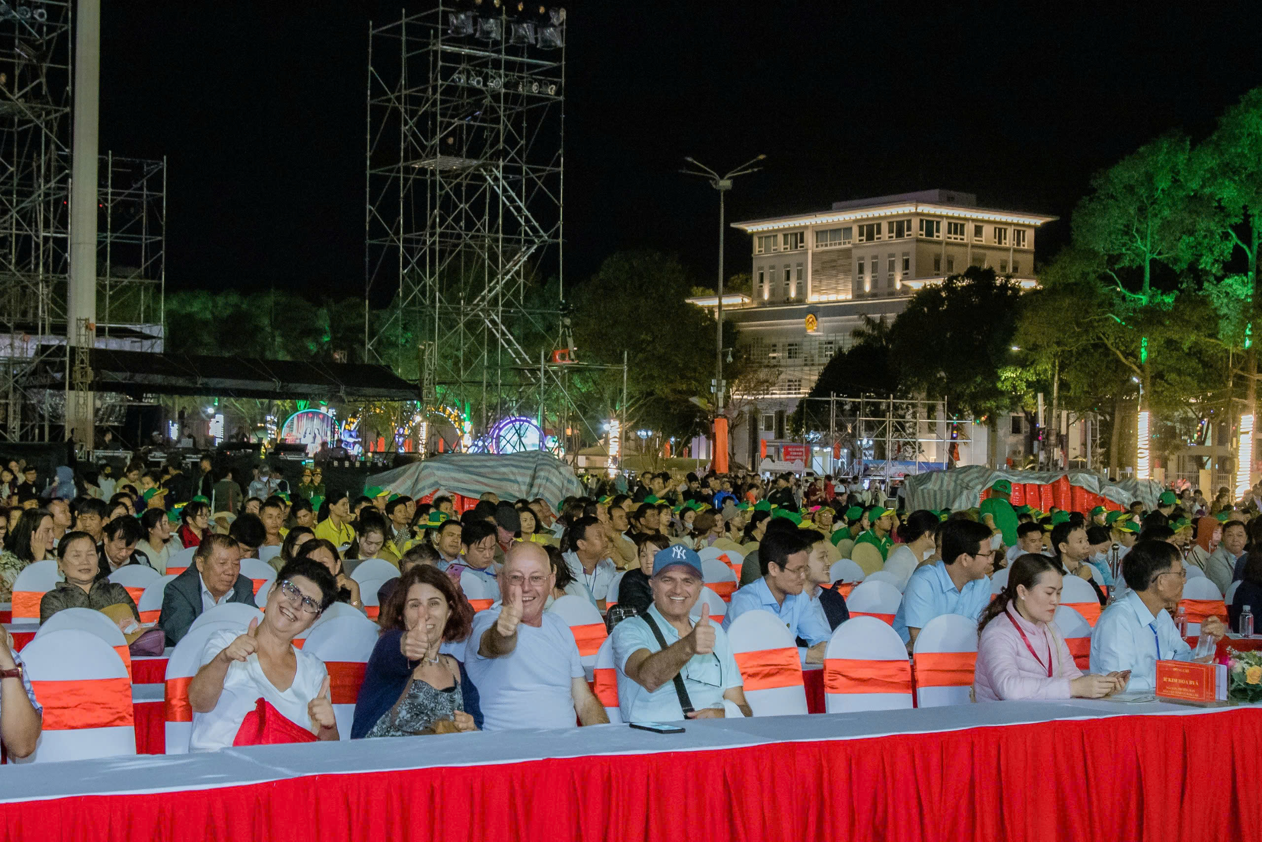 Nông dân "bật mí" bí quyết canh tác cà phê thông minh tại chung kết "Nhà nông đua tài" - Ảnh 4.